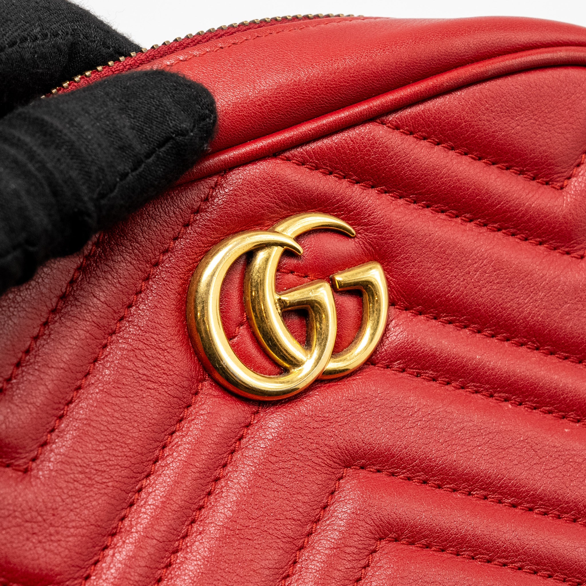 GUCCI GG MARMONT MATELASSE CAMERA BAG RED LEATHER RED GHW