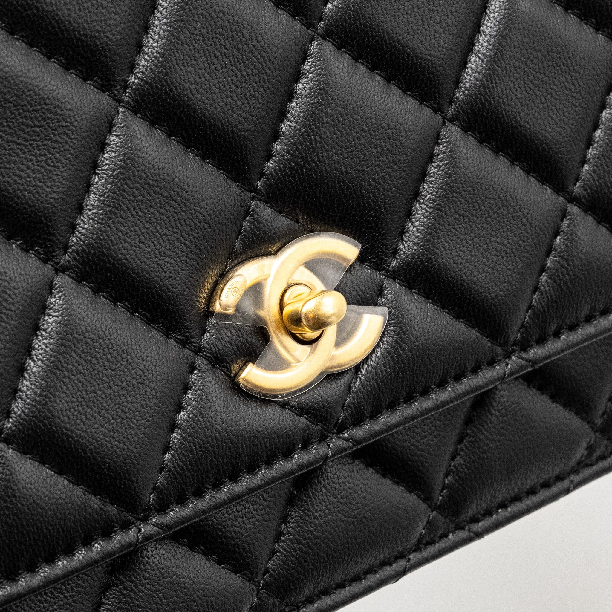 CHANEL PEARL CRUSH WALLET ON CHAIN LAMBSKIN BLACK GHW (MICROCHIP)