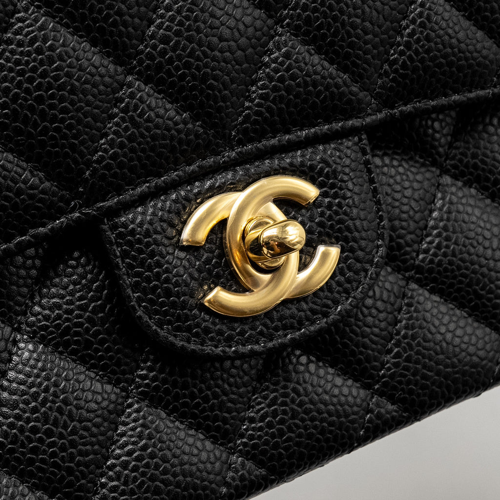 CHANEL SMALL CLASSIC DOUBLE FLAP BAG CAVIAR BLACK GHW(MICROCHIP)