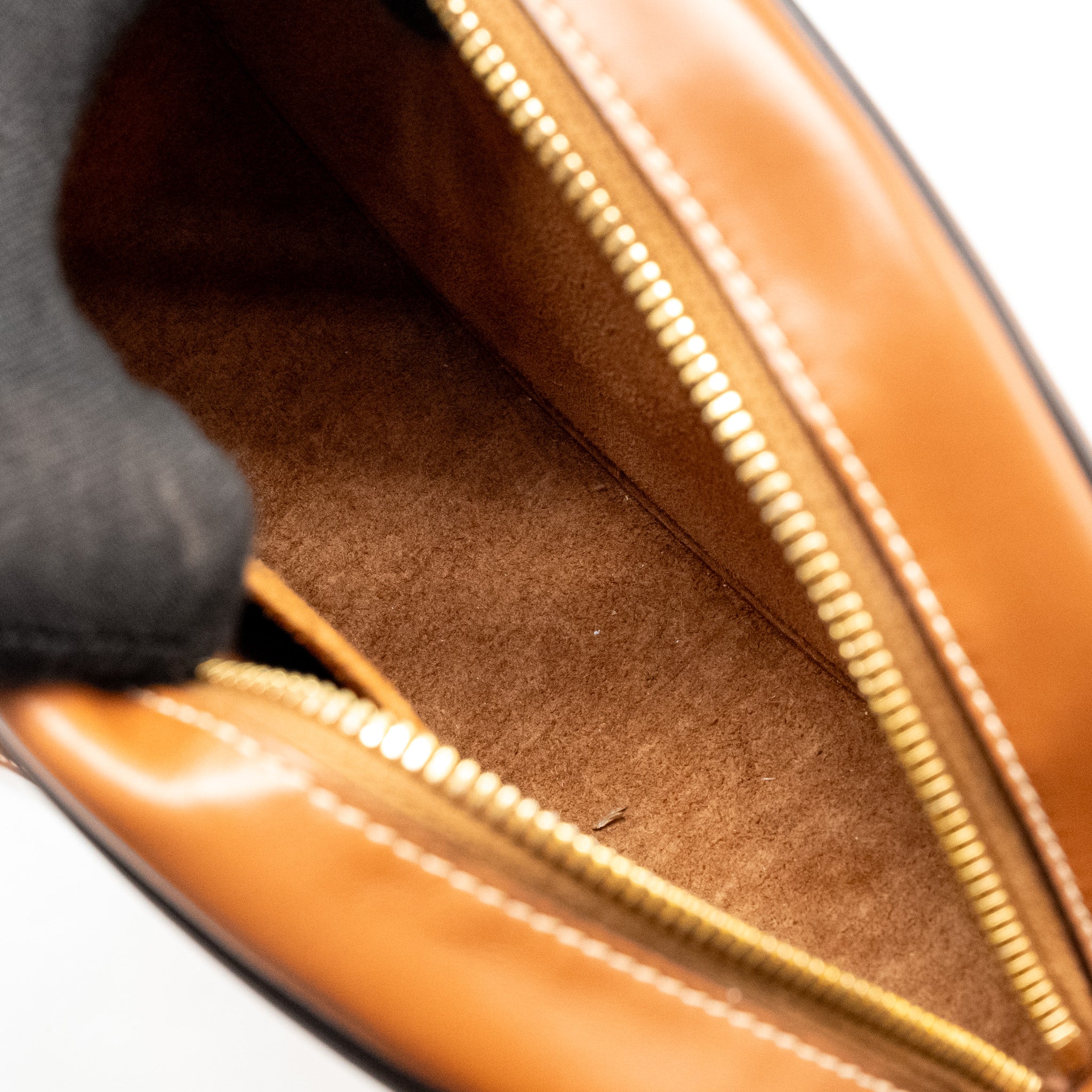 CELINE OVAL BAG SMOOTH CALFSKIN TAN GHW