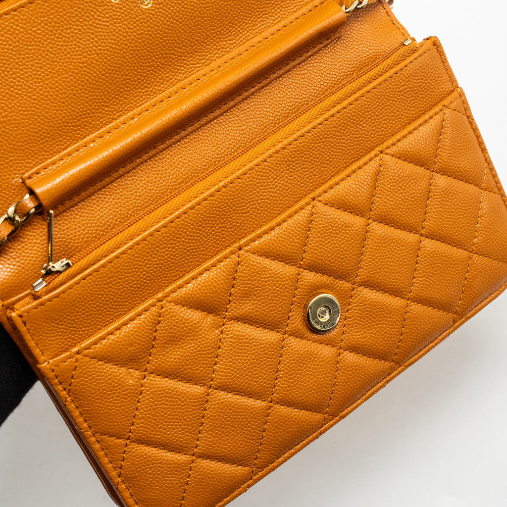 CHANEL CLASSIC WALLET ON CHAIN CAVIAR LIGHT BROWN LGHW (MICROCHIP)