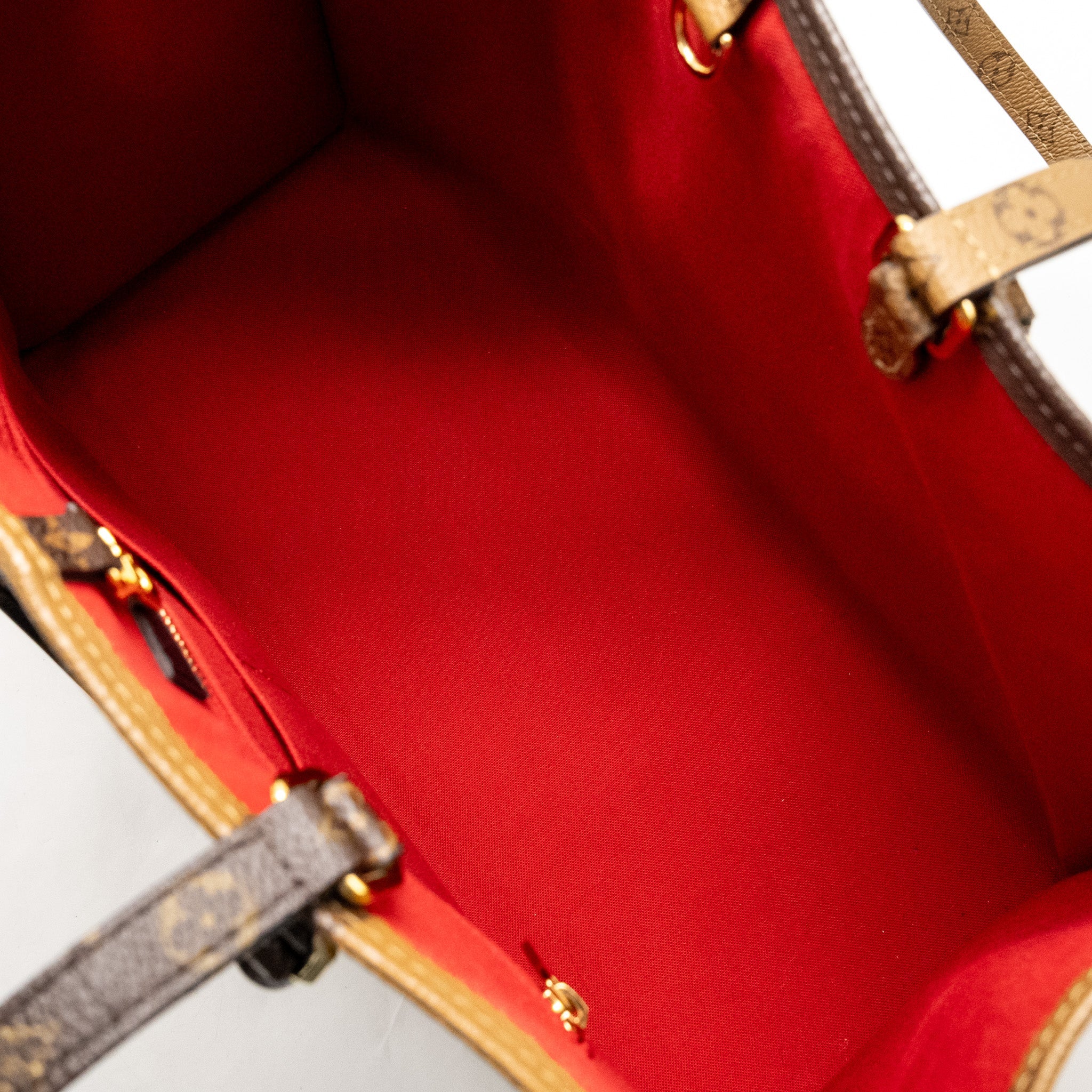 LOUIS VUITTON ONTHEGO GM MONOGRAM CANVAS GHW
