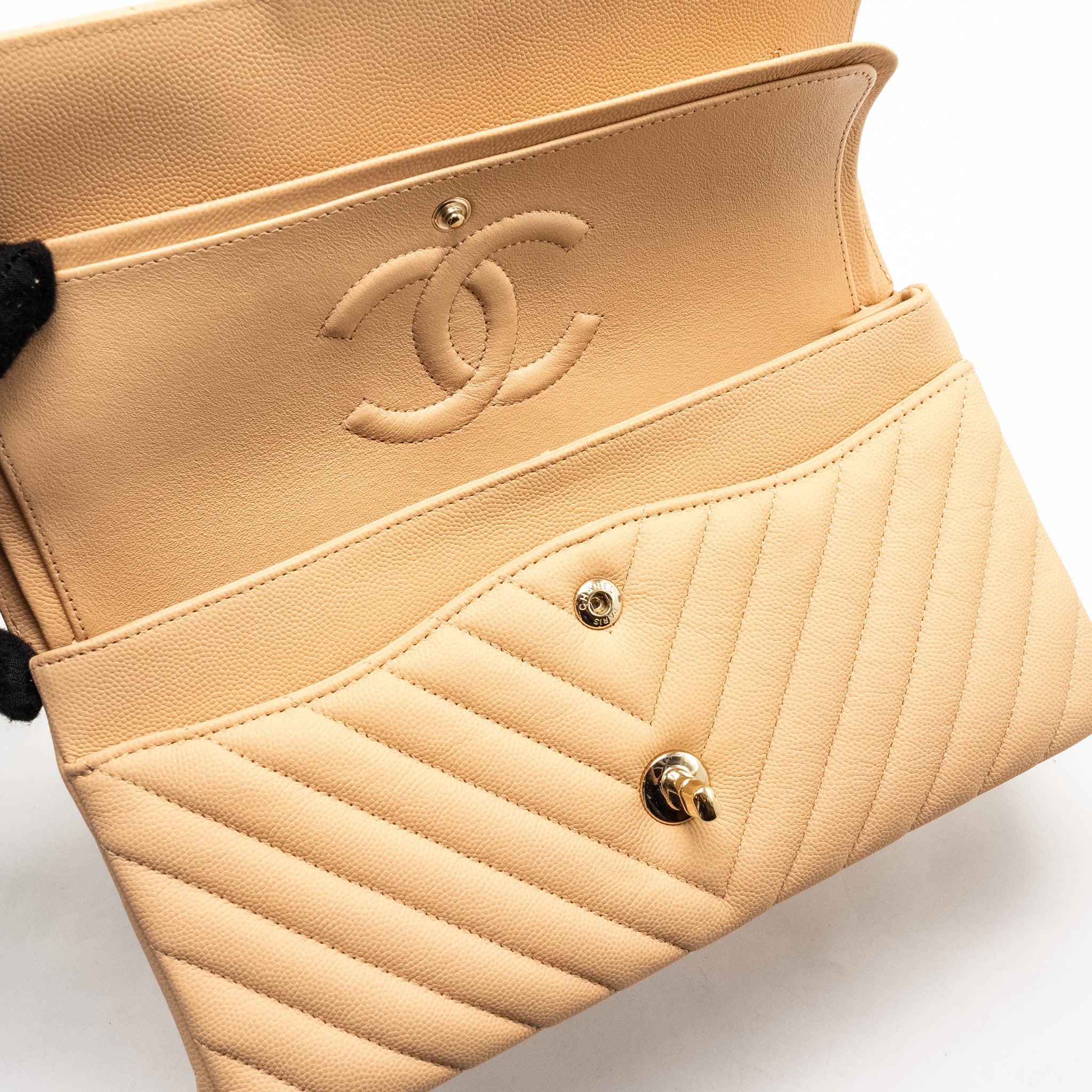 CHANEL MEDIUM CLASSIC DOUBLE FLAP BAG CHEVRON CAVIAR BEIGE LGHW