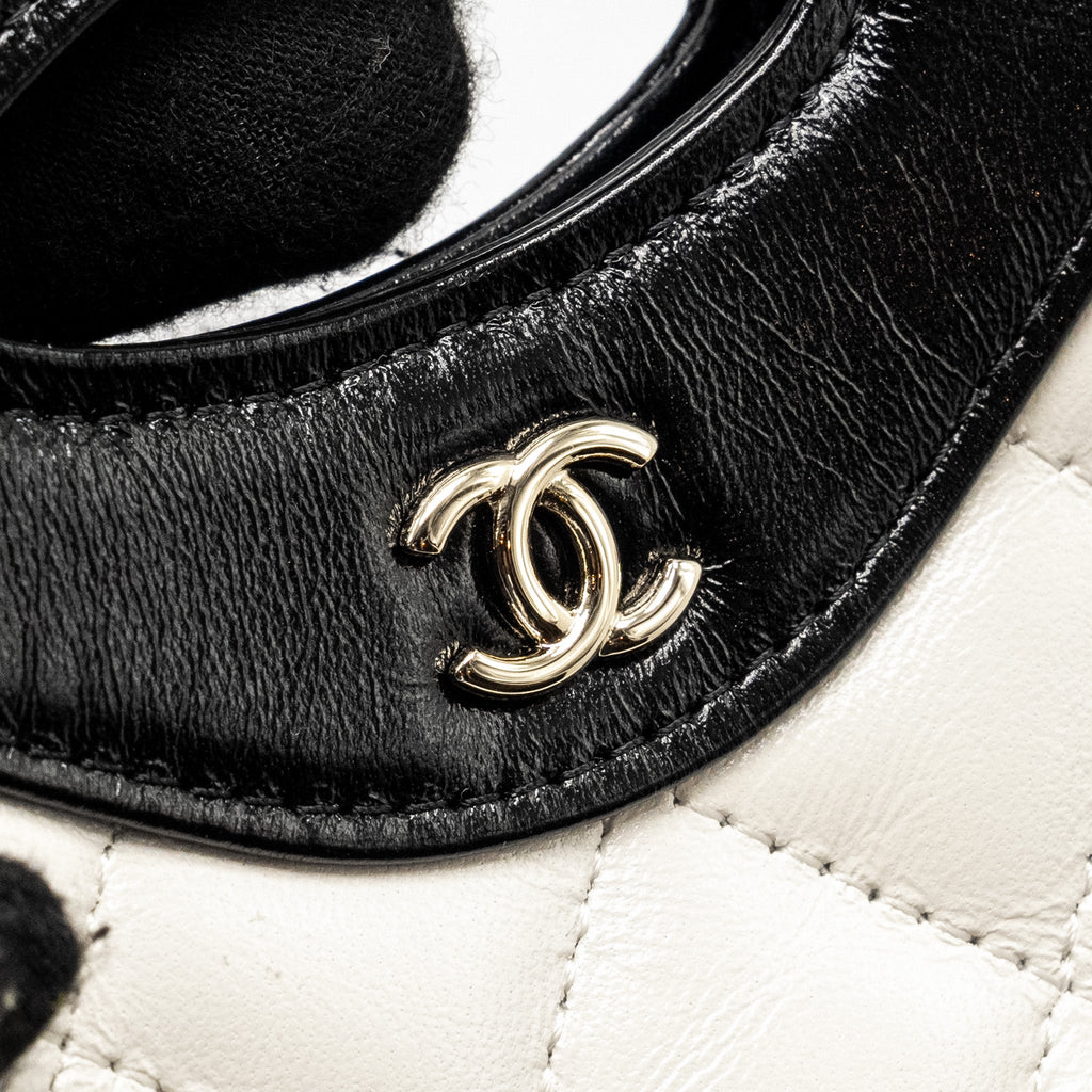 CHANEL 31 NANO CLUTCH WITH CHAIN SHINY LAMBSKIN WHITE/BLACK LGHW (MICROCHIP)