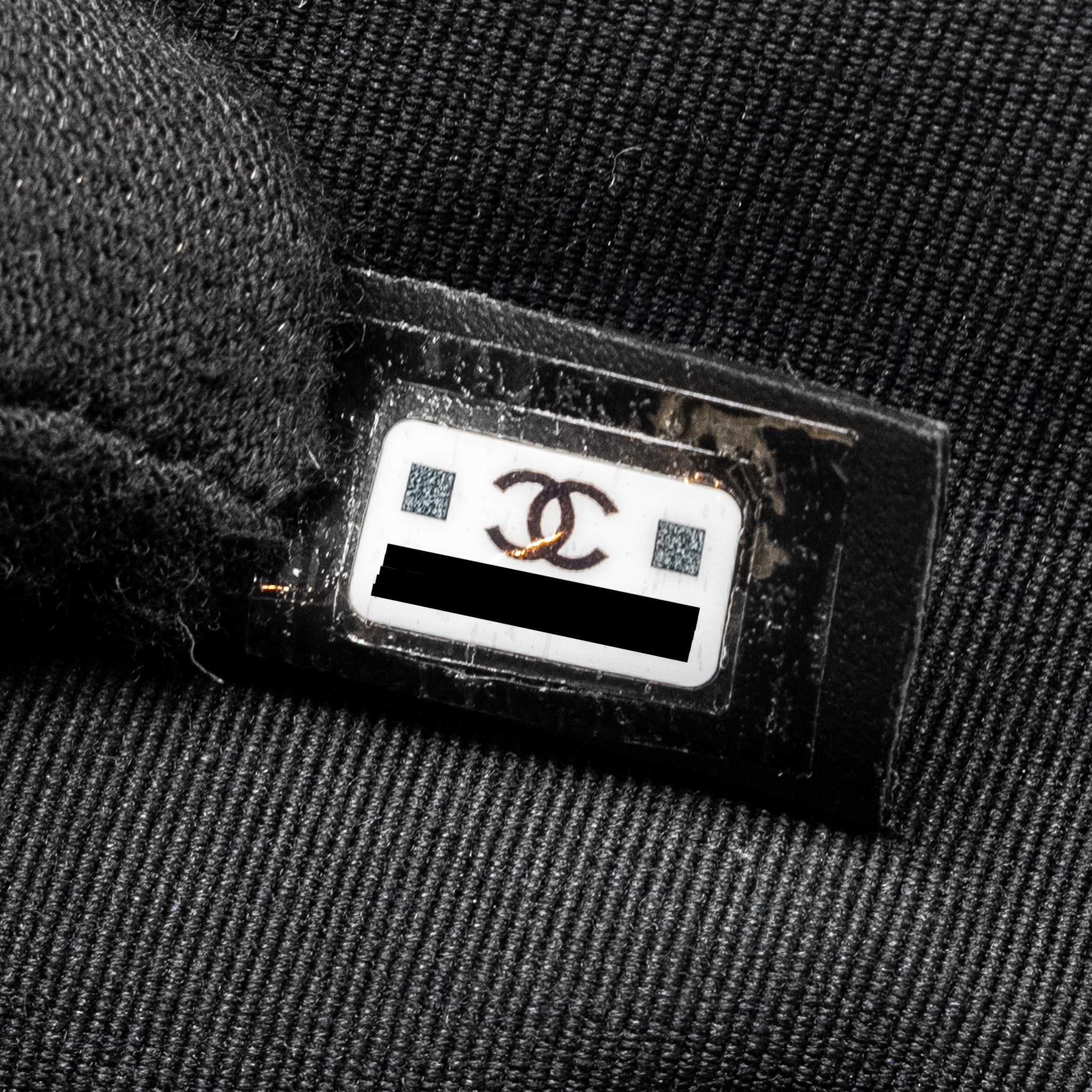 CHANEL 24A BOWKNOT CLUTCH WITH CHAIN PATENT CRUMPLED LAMBSKIN/SHINY LAMBSKIN BLACK GHW (MICROCHIP)