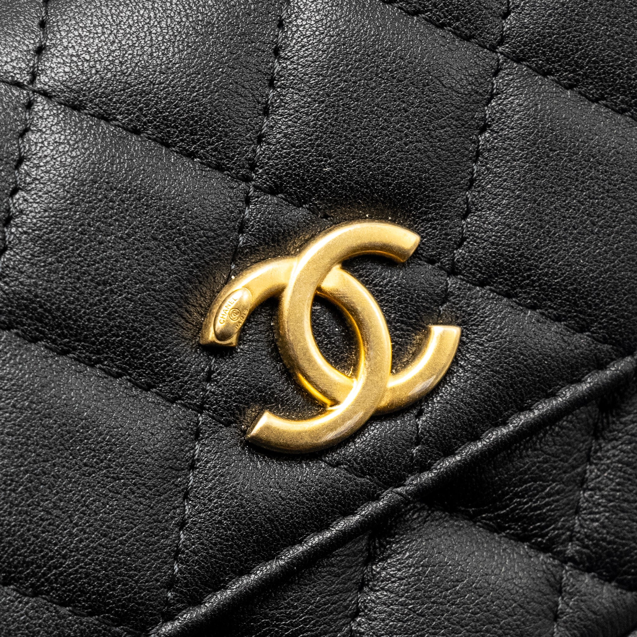 CHANEL MINI FLAP PURSE WITH PEARL CHAIN CALFSKIN GHW