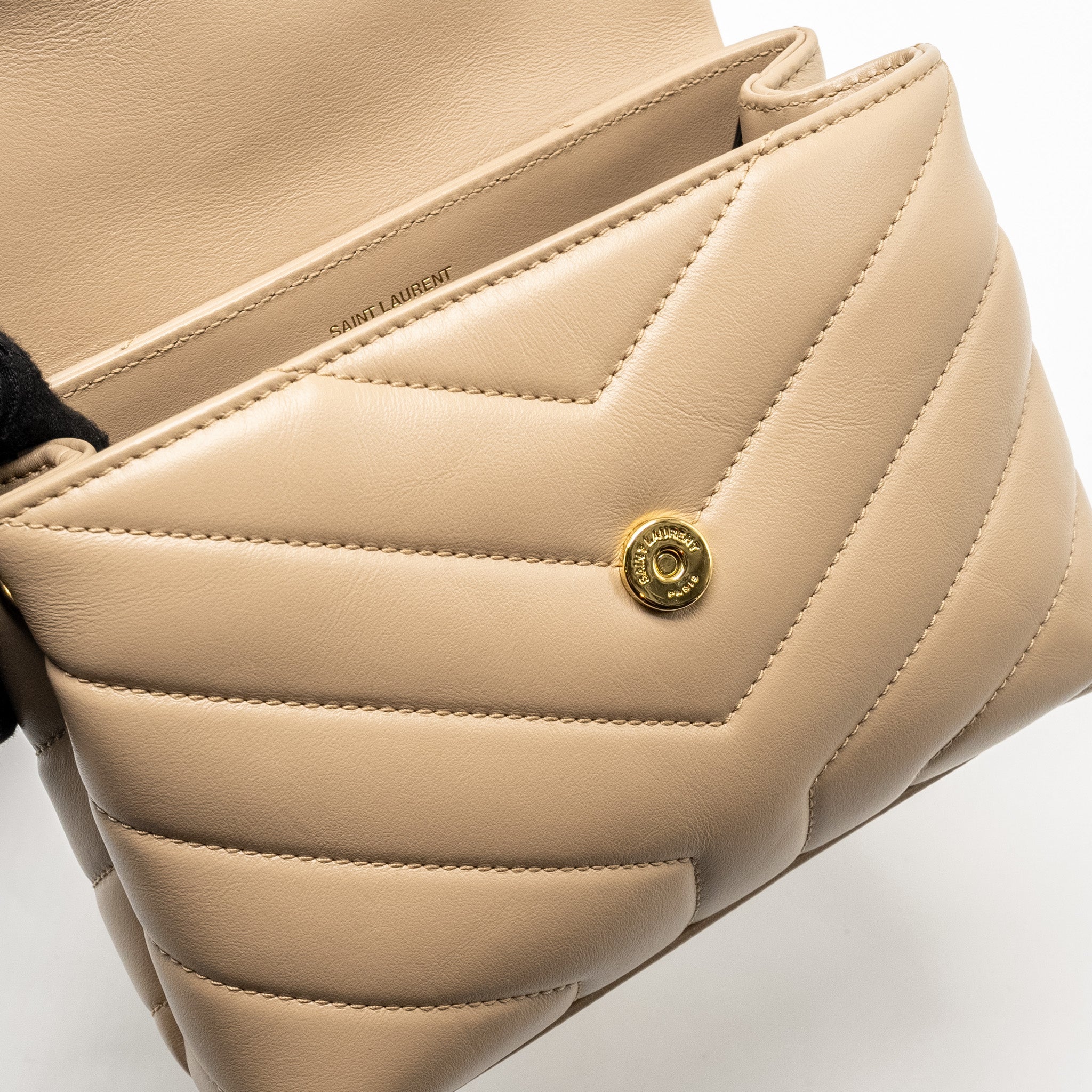 SAINT LAURENT / YSL TOY LOULOU QUILTED SHOULDER BAG CALFSKIN BEIGE GHW