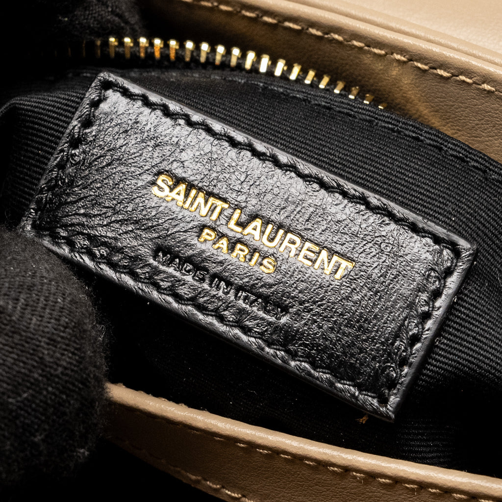 SAINT LAURENT / YSL TOY LOULOU QUILTED SHOULDER BAG CALFSKIN BEIGE GHW