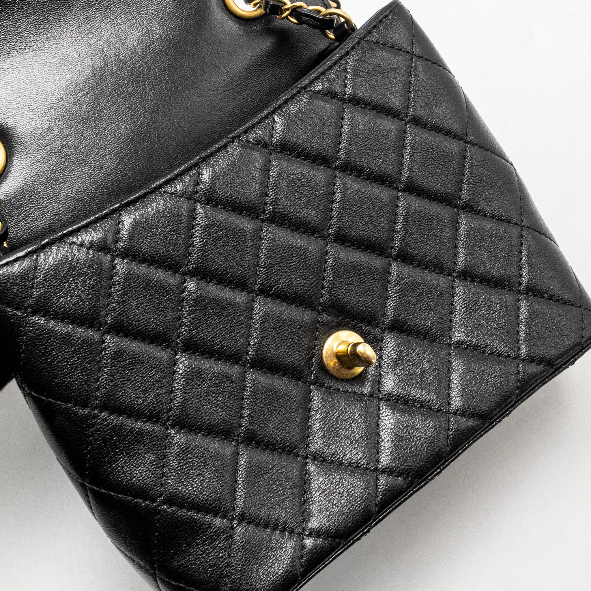 CHANEL 22K RETRO CLASSIC NEW SQUARE LARGE FLAP BAG GOATSKIN BLACK GHW (MICROCHIP)