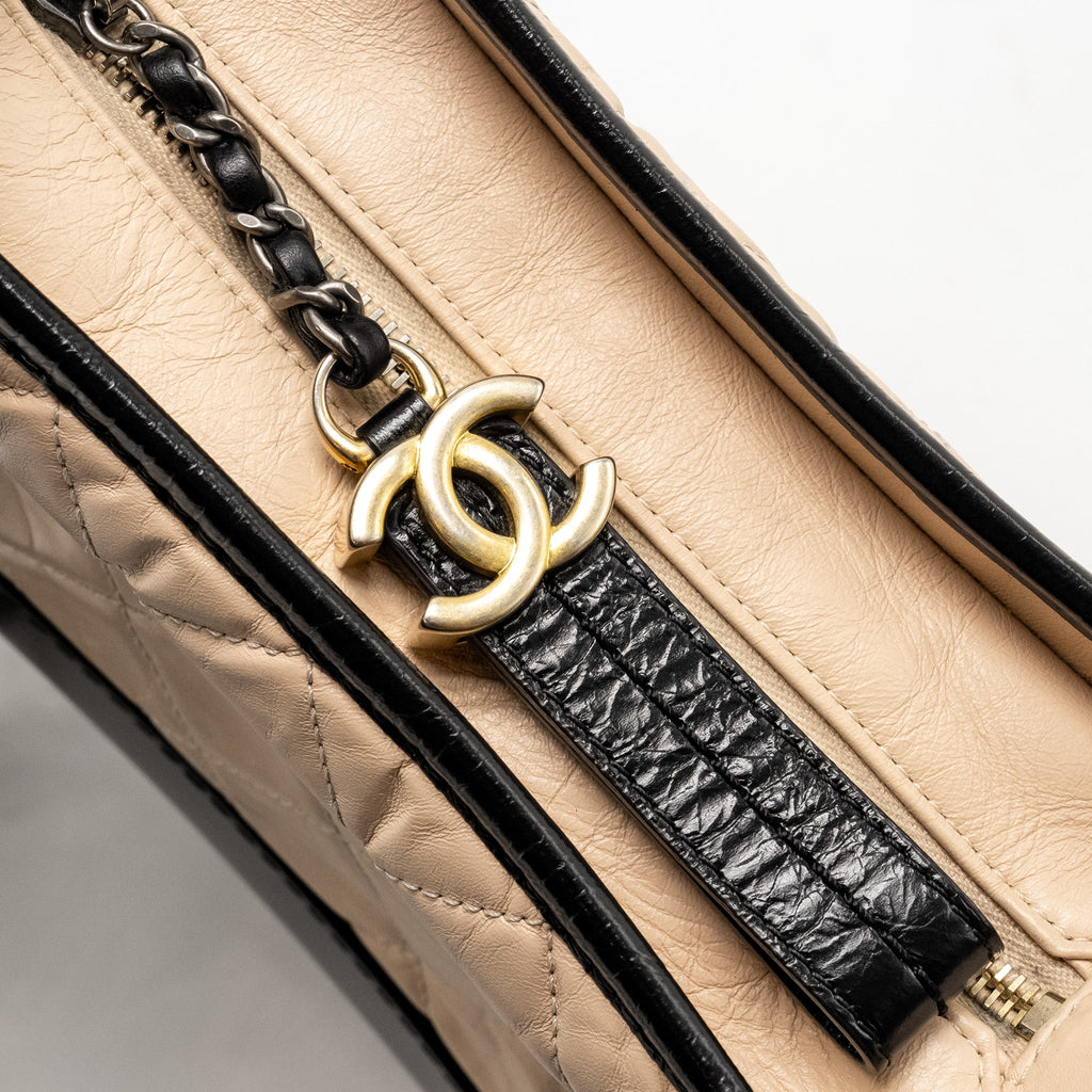 CHANEL SMALL GABRIELLE HOBO BAG CALFSKIN BEIGE MULTICOLOUR HARDWARE