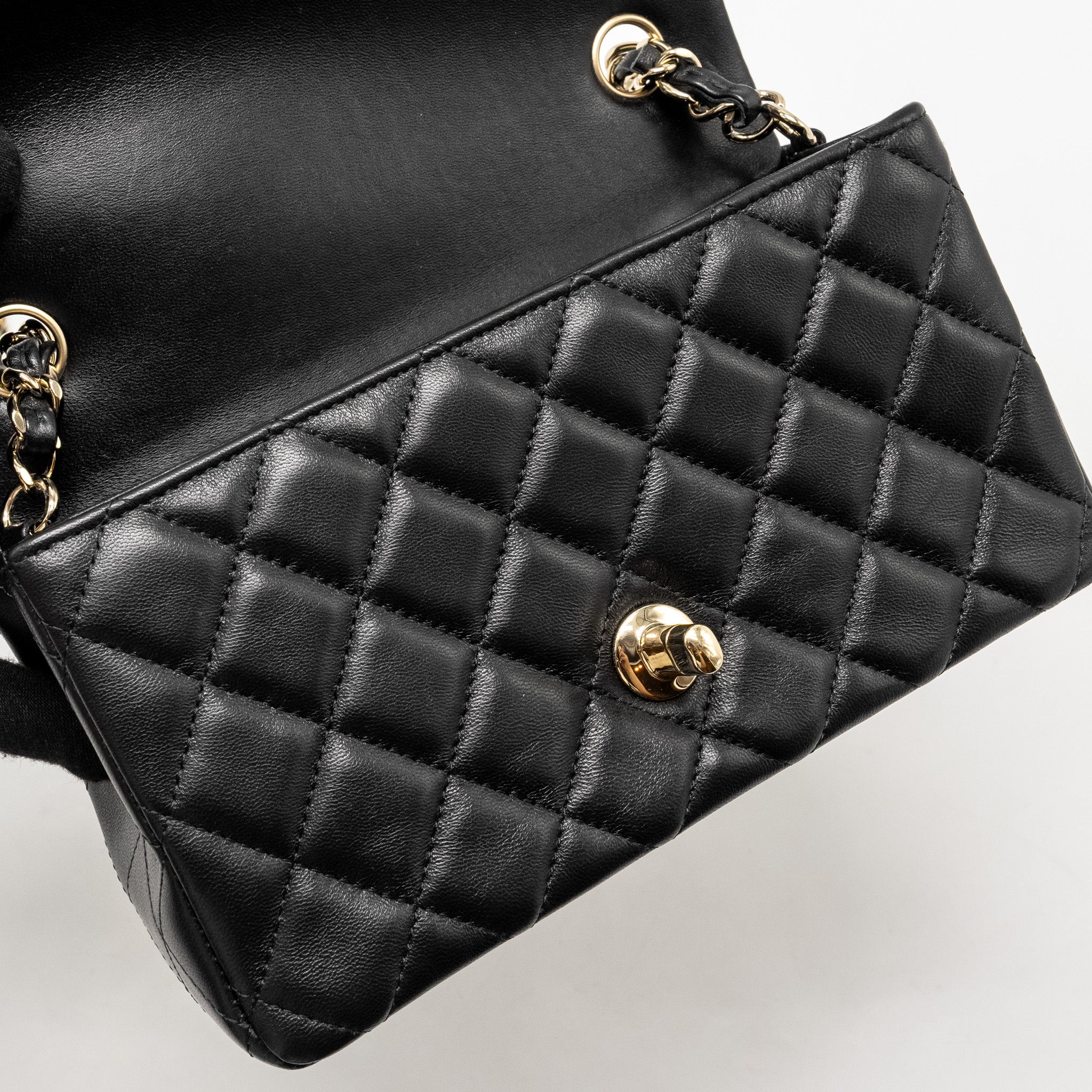 CHANEL MINI RECTANGULAR FLAP BAG LAMBSKIN BLACK LGHW (MICROCHIP)
