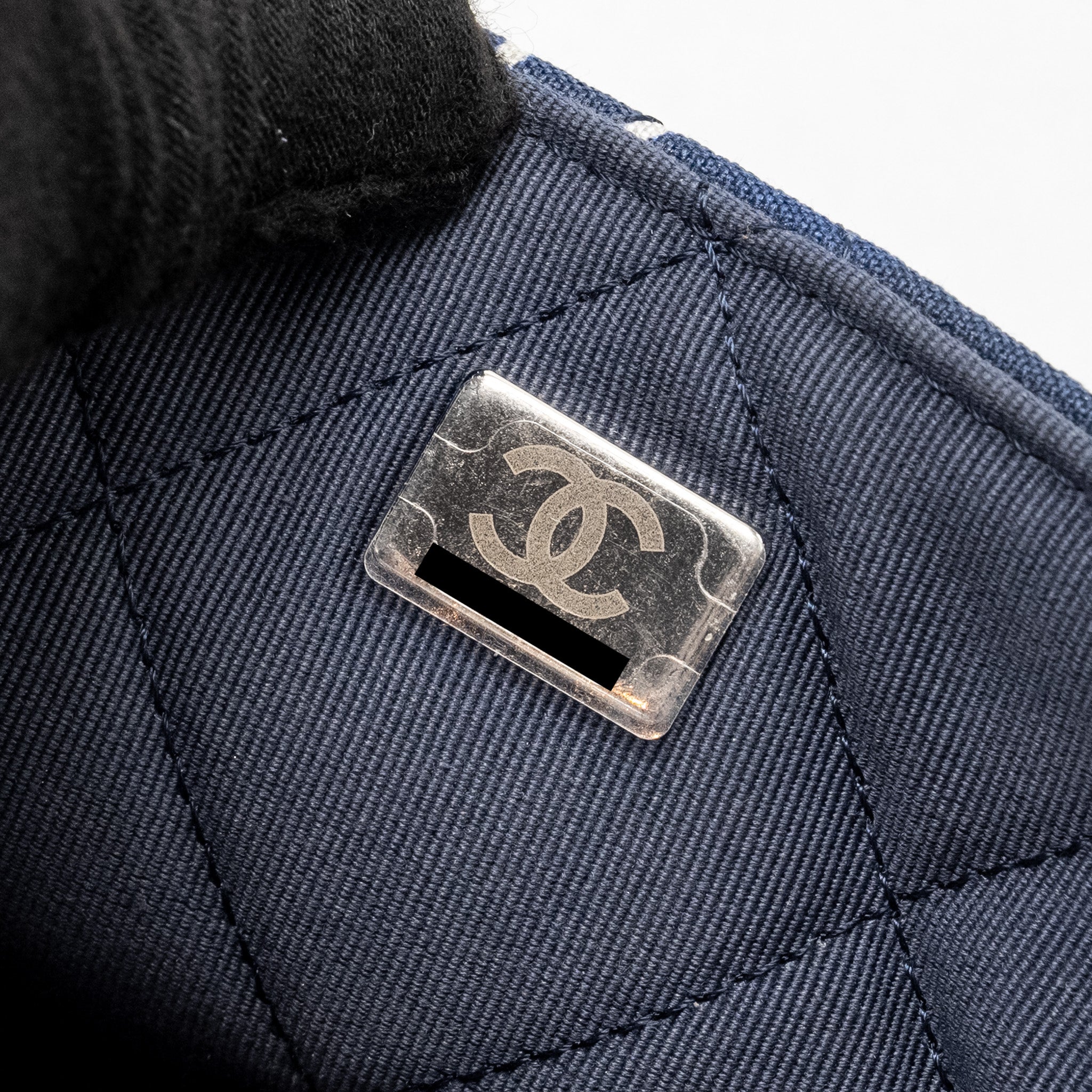 CHANEL MEDIUM LIMITED EDITION FLORA PRINTED CLASSIC FLAP BAG SILK BLUE/WHITE SHW (MICROCHIP)