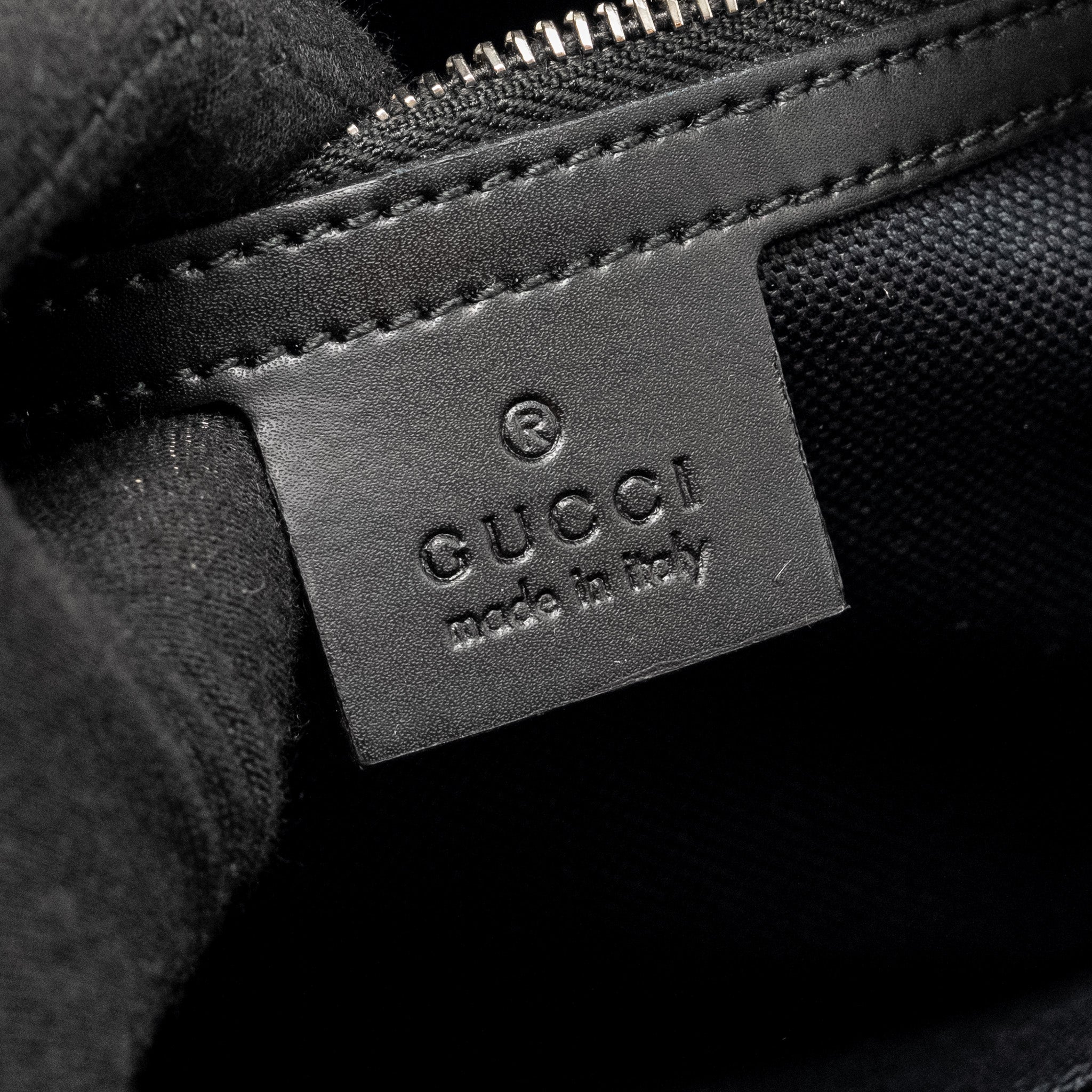 GUCCI POUCH GG SUPREME CANVAS BLACK SHW