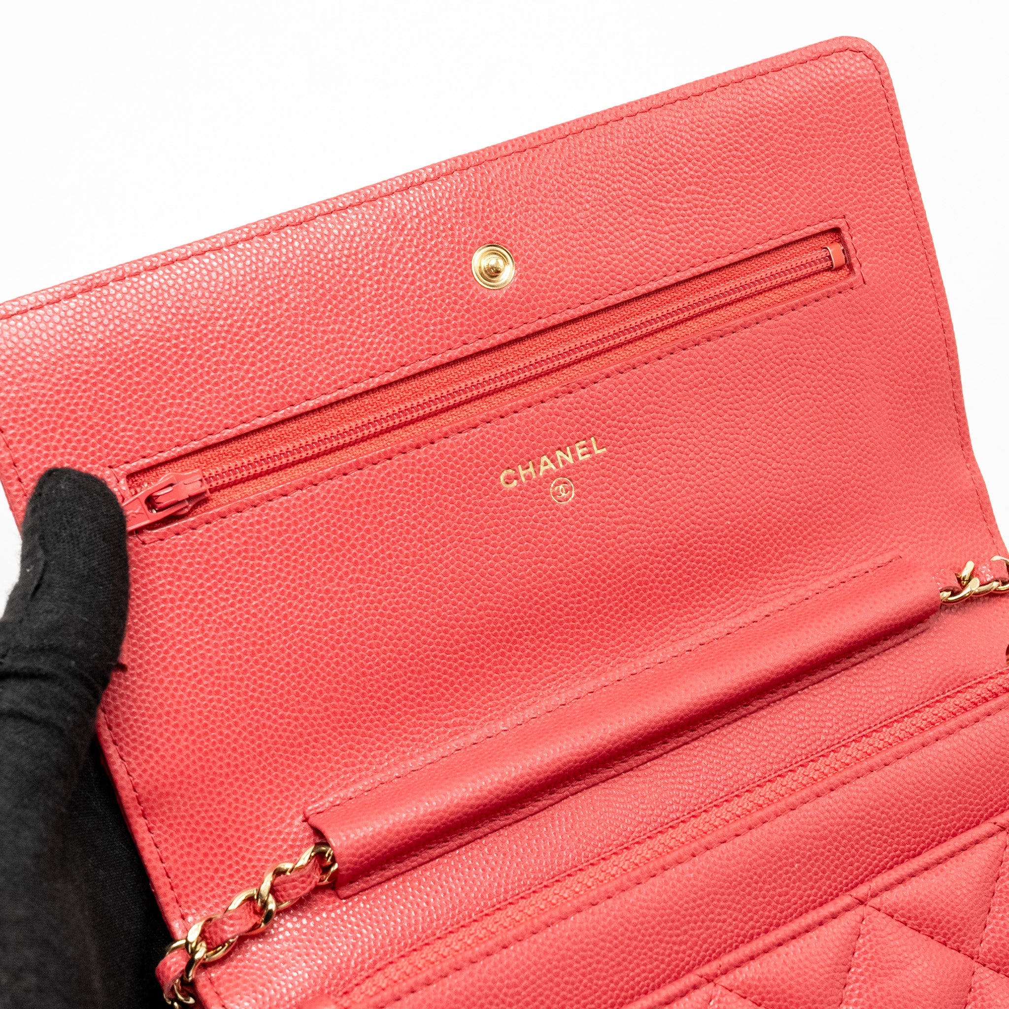 CHANEL CLASSIC WALLET ON CHAIN CAVIAR PINK GHW