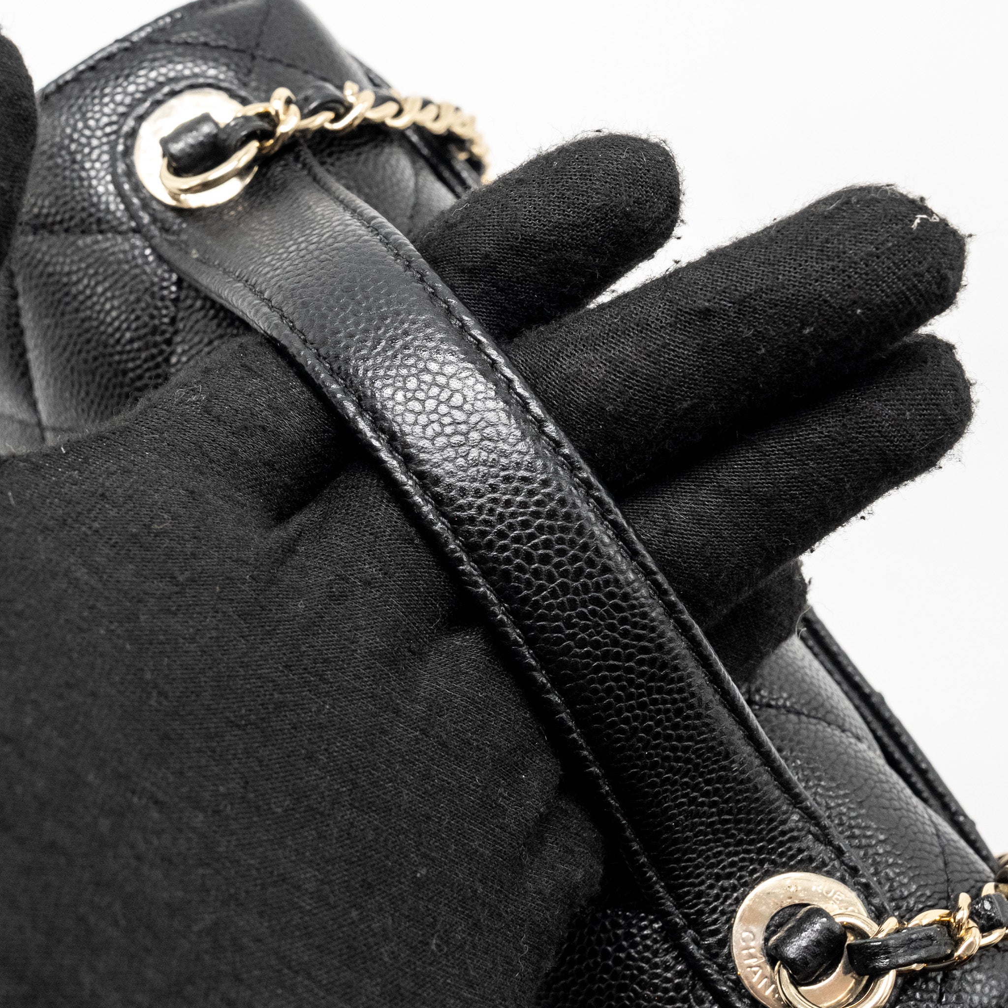 CHANEL SMALL BUSINESS AFFINITY CAVIAR BLACK LGHW (MICROCHIP)