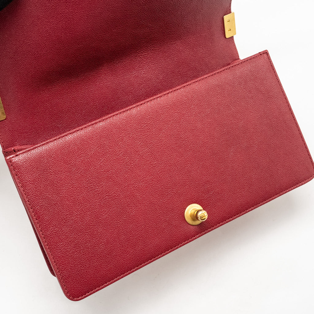 CHANEL MEDIUM BOY BAG CAVIAR RED GHW