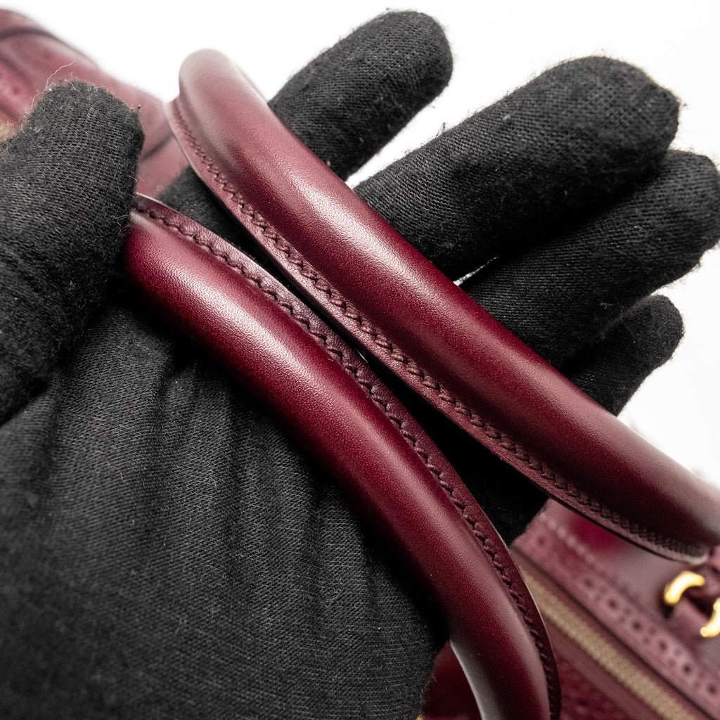 GUCCI VINTAGE DUILIO BROGUE BOSTON BAG CALFSKIN BURGUNDY GHW