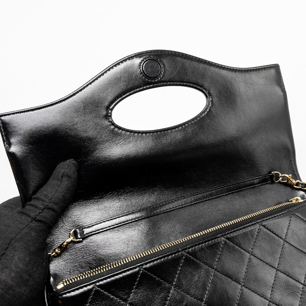 CHANEL 31 WALLET ON CHAIN SHINY CALFSKIN BLACK LGHW (MICROCHIP)