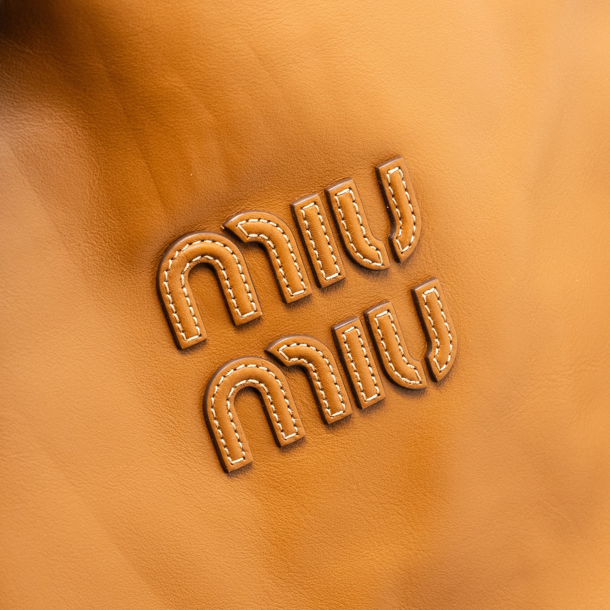 MIU MIU IVY LEATHER BAG CALFSKIN CARAMEL GHW