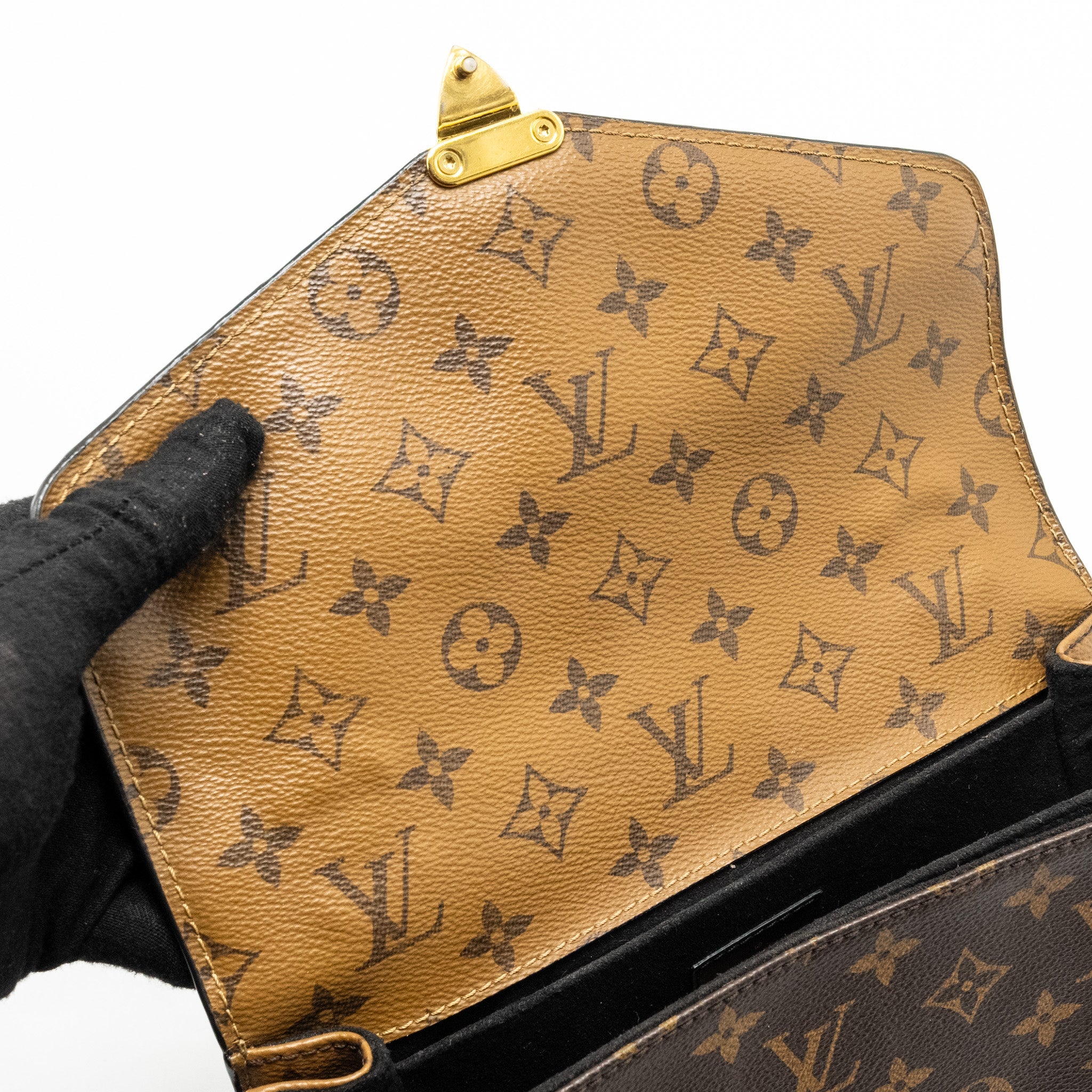 LOUIS VUITTON POCHETTE MÉTIS MONOGRAM REVERSE CANVAS GHW