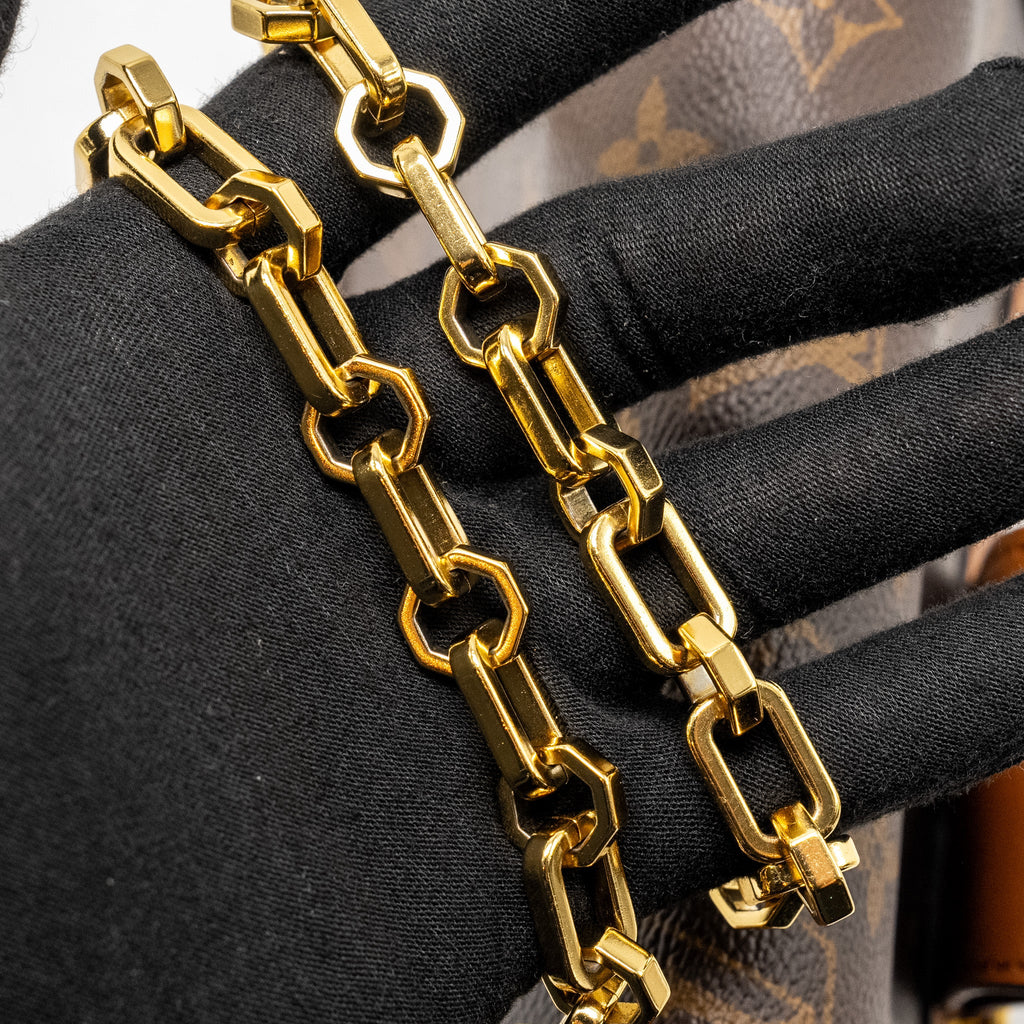 LOUIS VUITTON DAUPHINE MM MONOGRAM CANVAS GHW