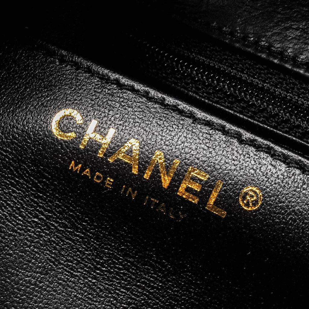 CHANEL MINI 2.55 REISSUE CHEVRON CALFSKIN BLACK GHW (MICROCHIP)