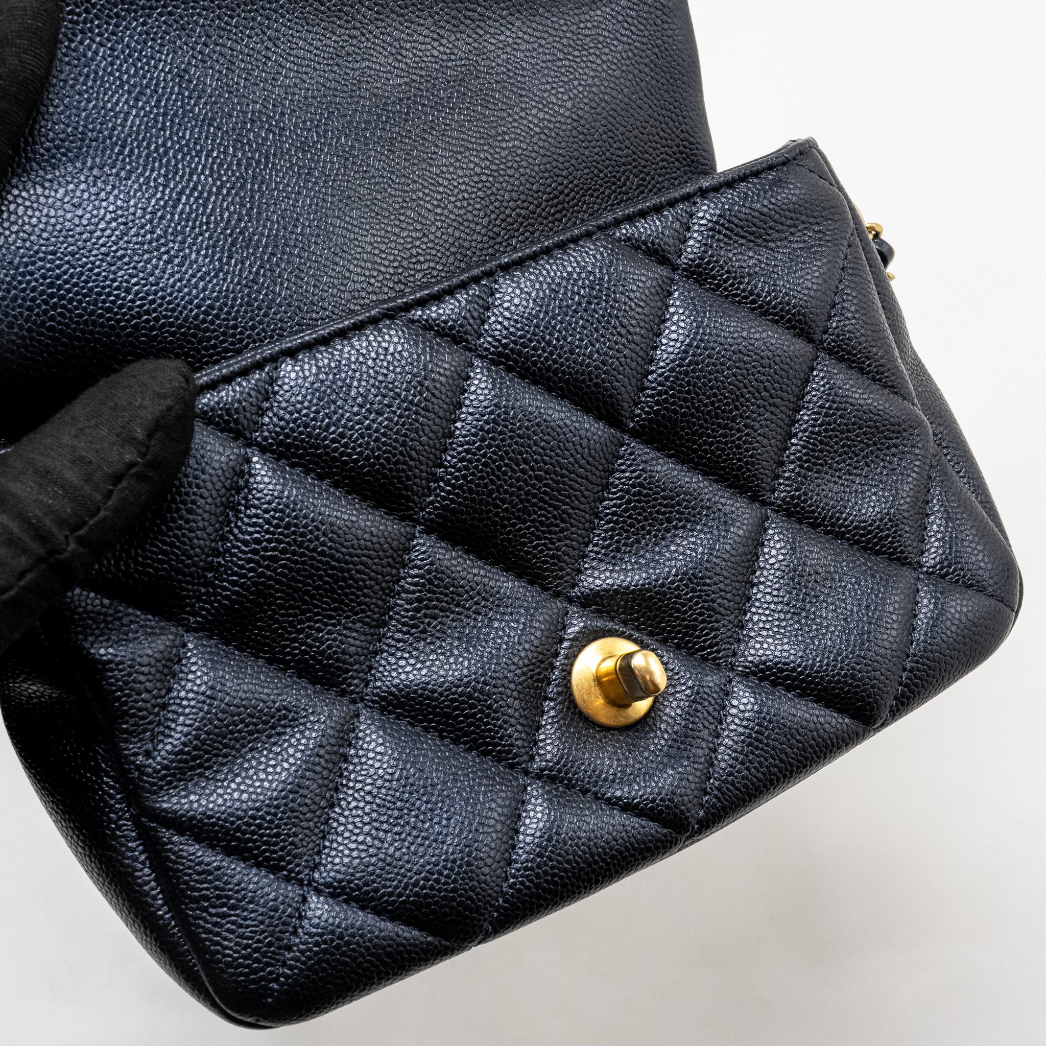 CHANEL 21K MY PERFECT MINI FLAP BAG CAVIAR IRIDESCENT BLACK GHW (MICROCHIP)