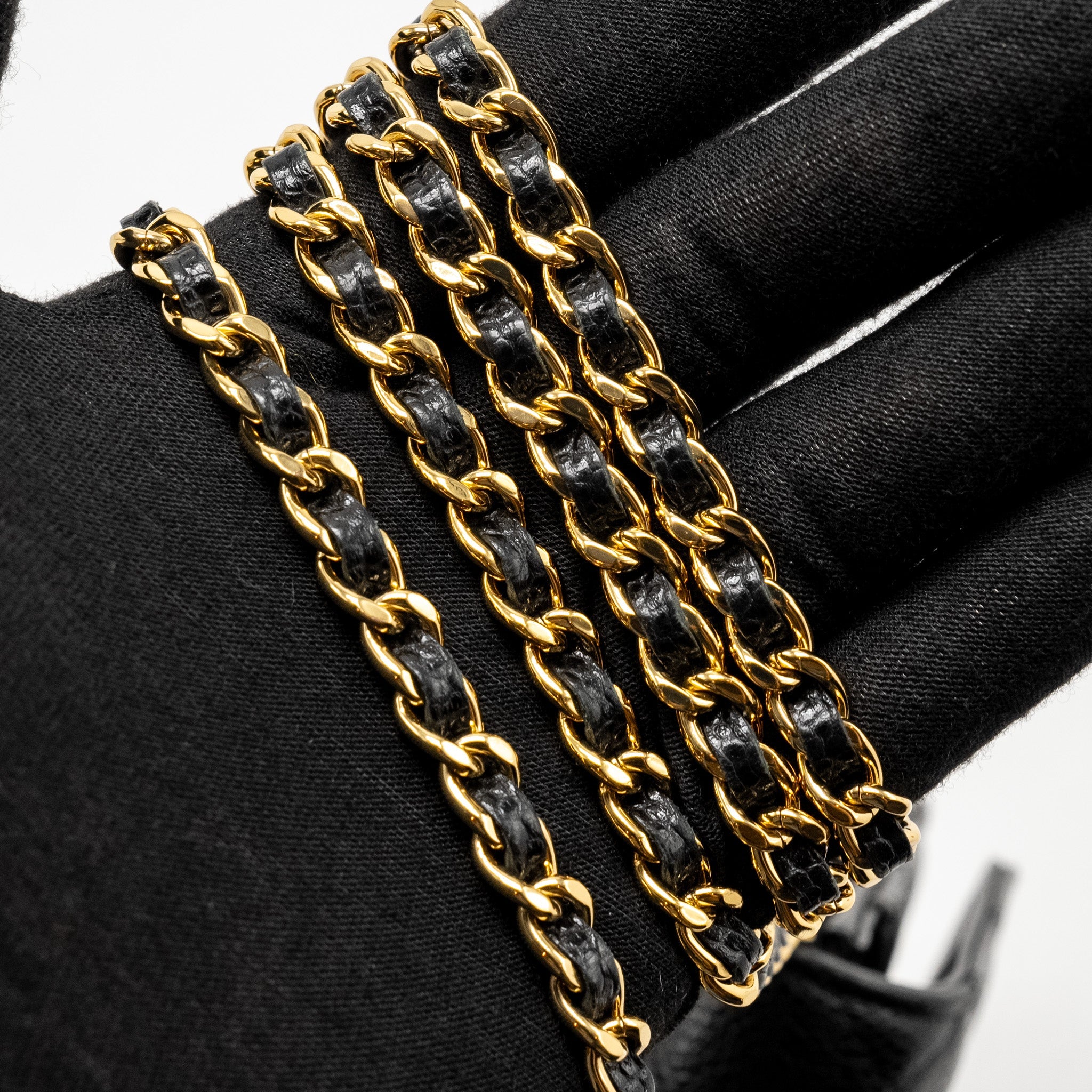 CHANEL CLASSIC WALLET ON CHAIN CAVIAR BLACK GHW