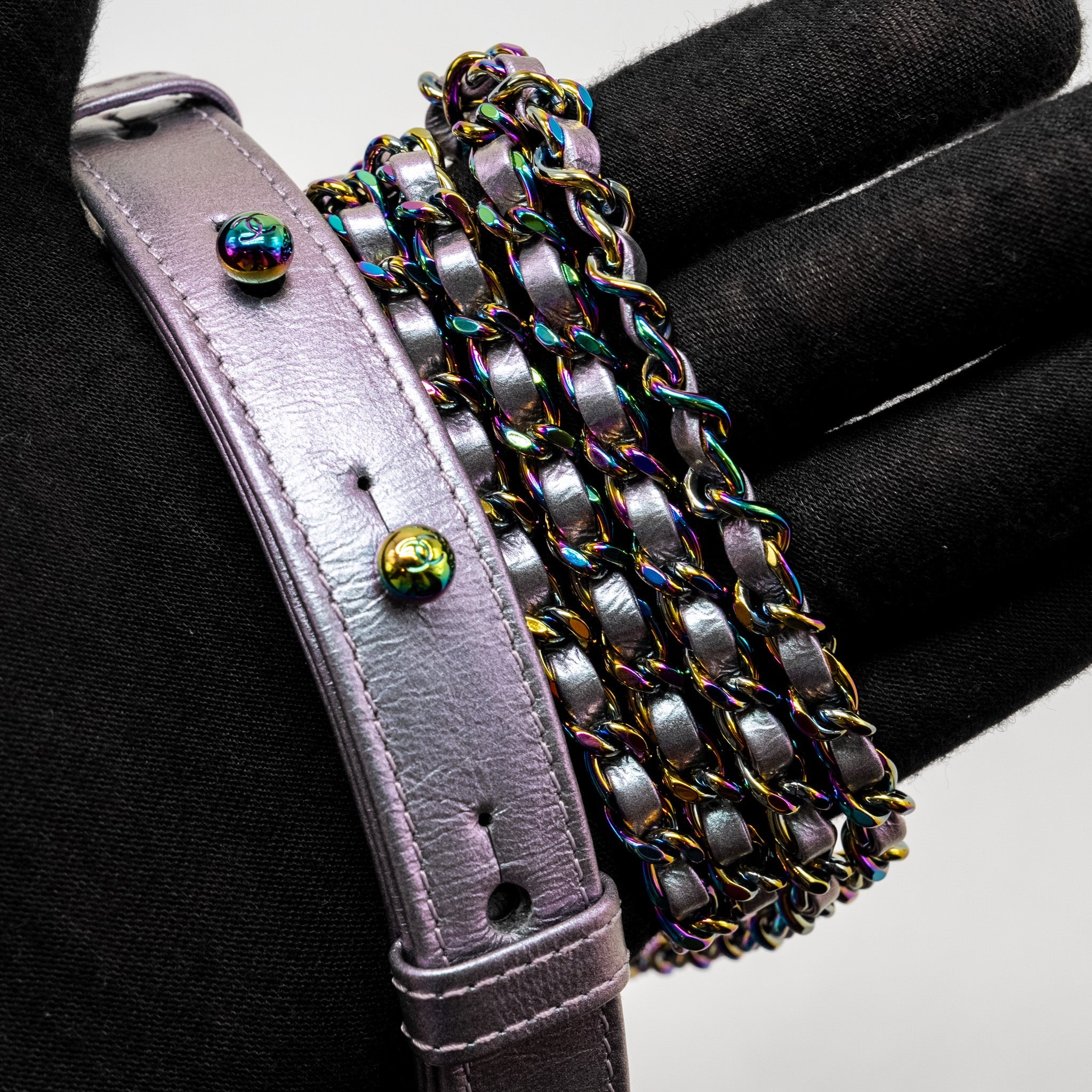 CHANEL SMALL GABRIELLE HOBO BAG CALFSKIN / LAMBSKIN IRIDESCENT LIGHT PURPLE MULTICOLOUR HARDWARE