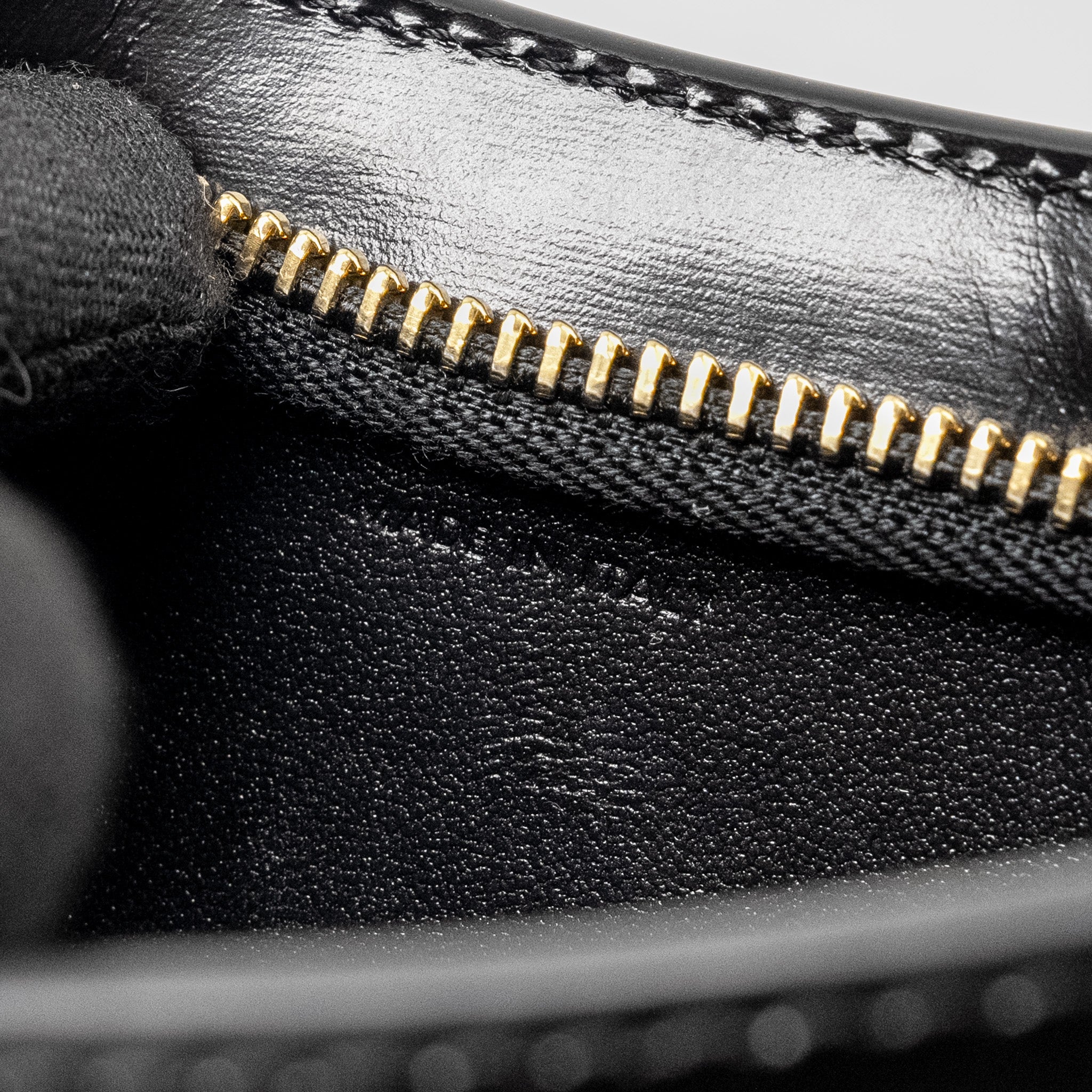 CELINE MEDIUM TILLY CHIC SHOULDER BAG SHINY CALFSKIN BLACK GHW