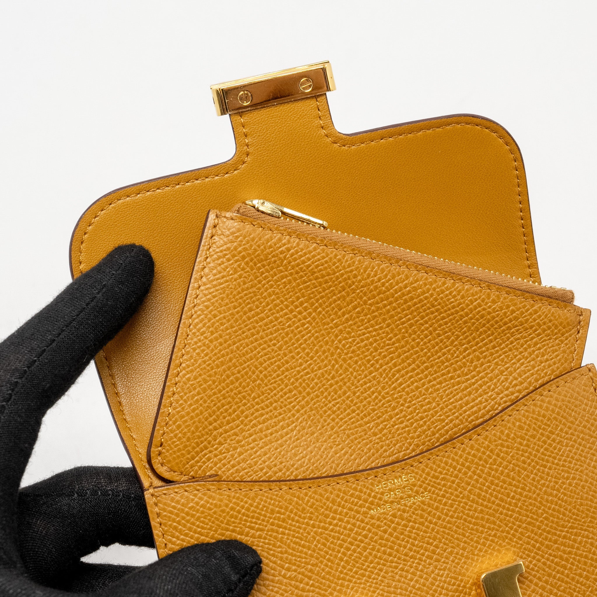 HERMES CONSTANCE SLIM EPSOM SESAME GHW