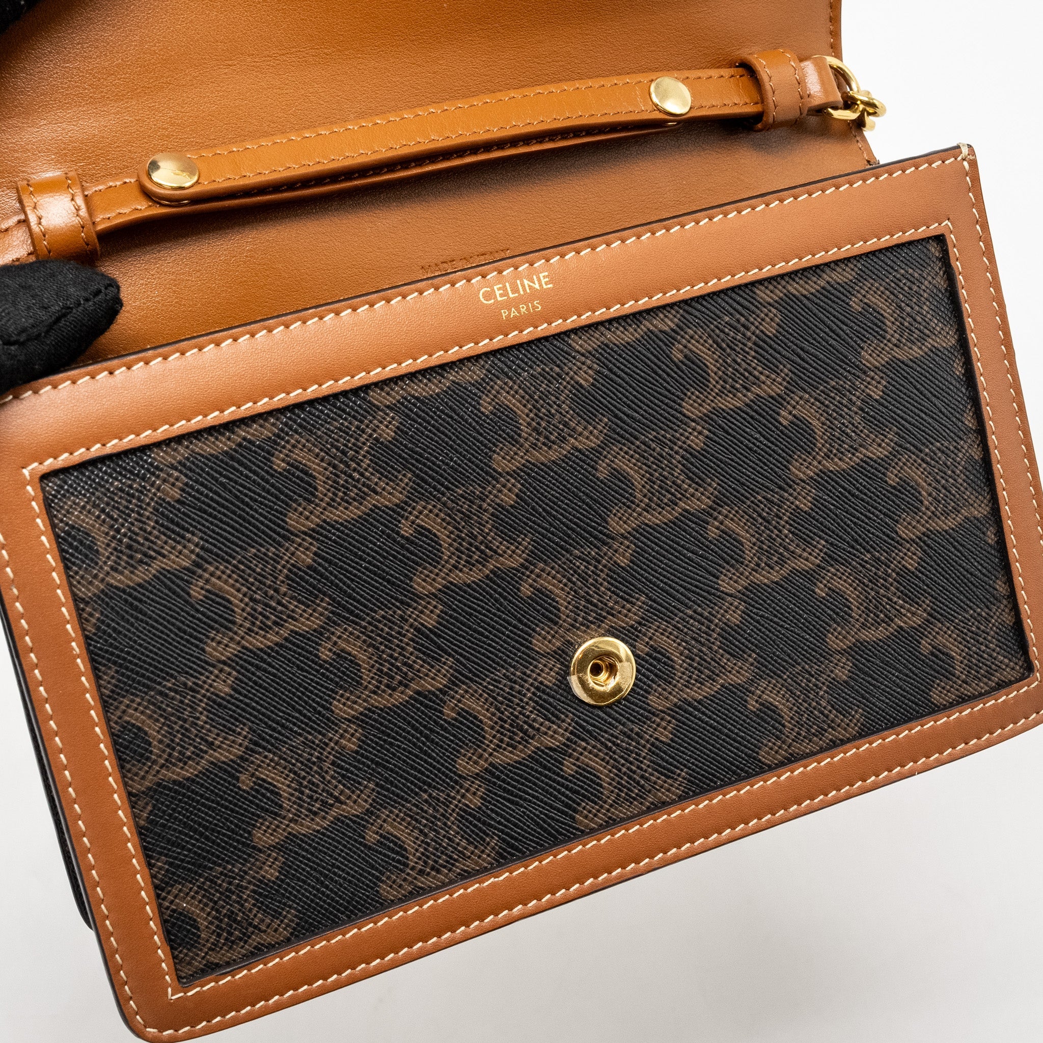 CELINE WALLET ON CHAIN MARGO TRIOMPHE CANVAS/CALFSKIN TAN GHW