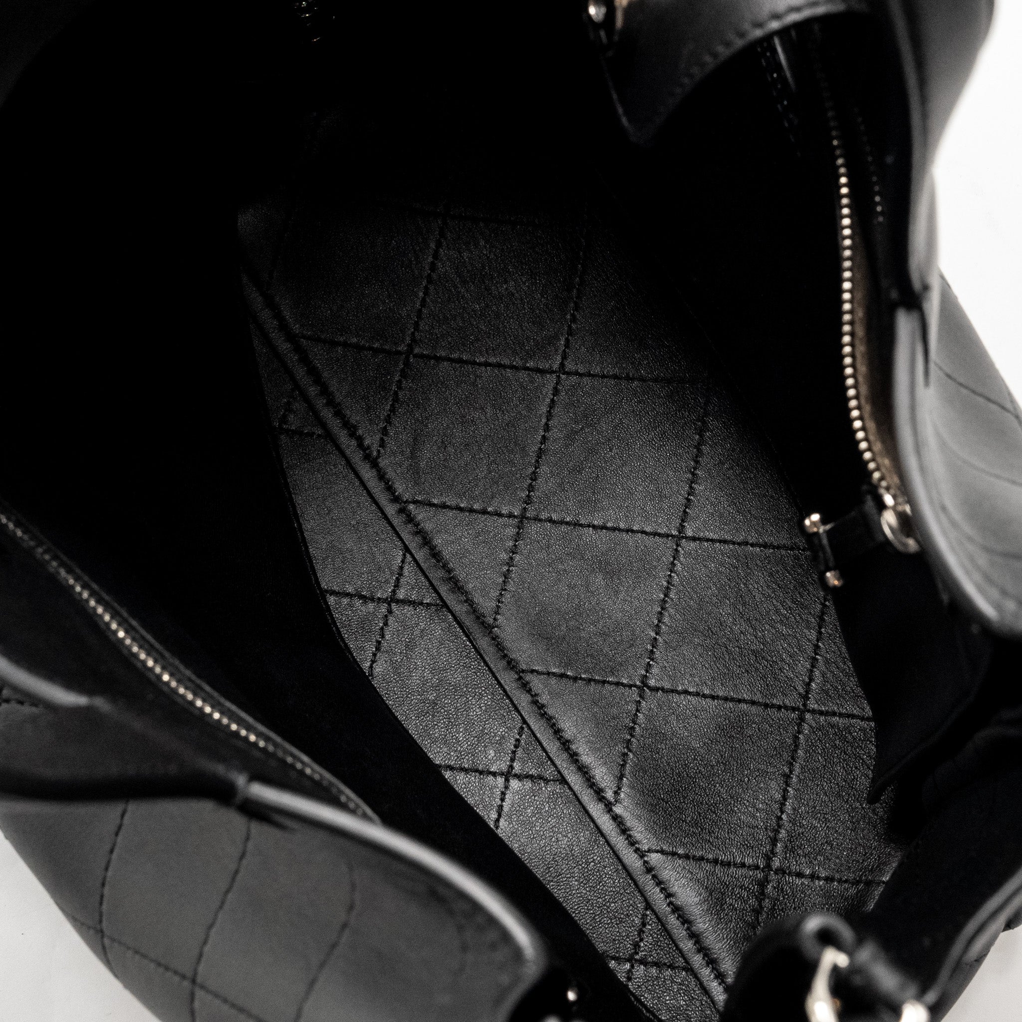 CHANEL HAMPTON TOTE BAG LAMBSKIN BLACK SHW