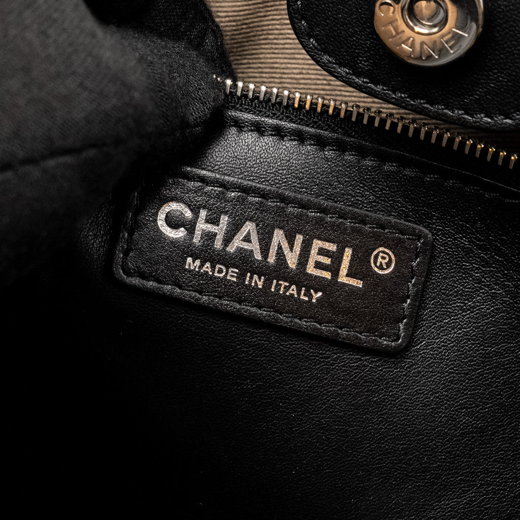 CHANEL HAMPTON TOTE BAG LAMBSKIN BLACK SHW