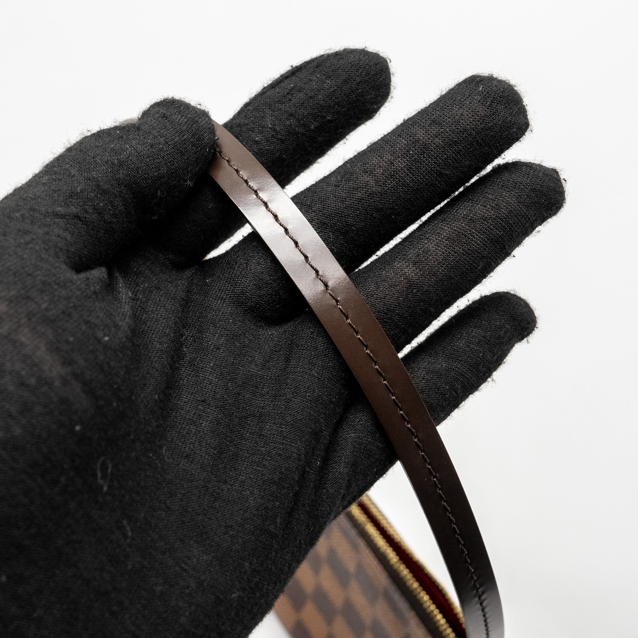 LOUIS VUITTON POCHETTE ACCESSOIRES DAMIER EBENE CANVAS GHW