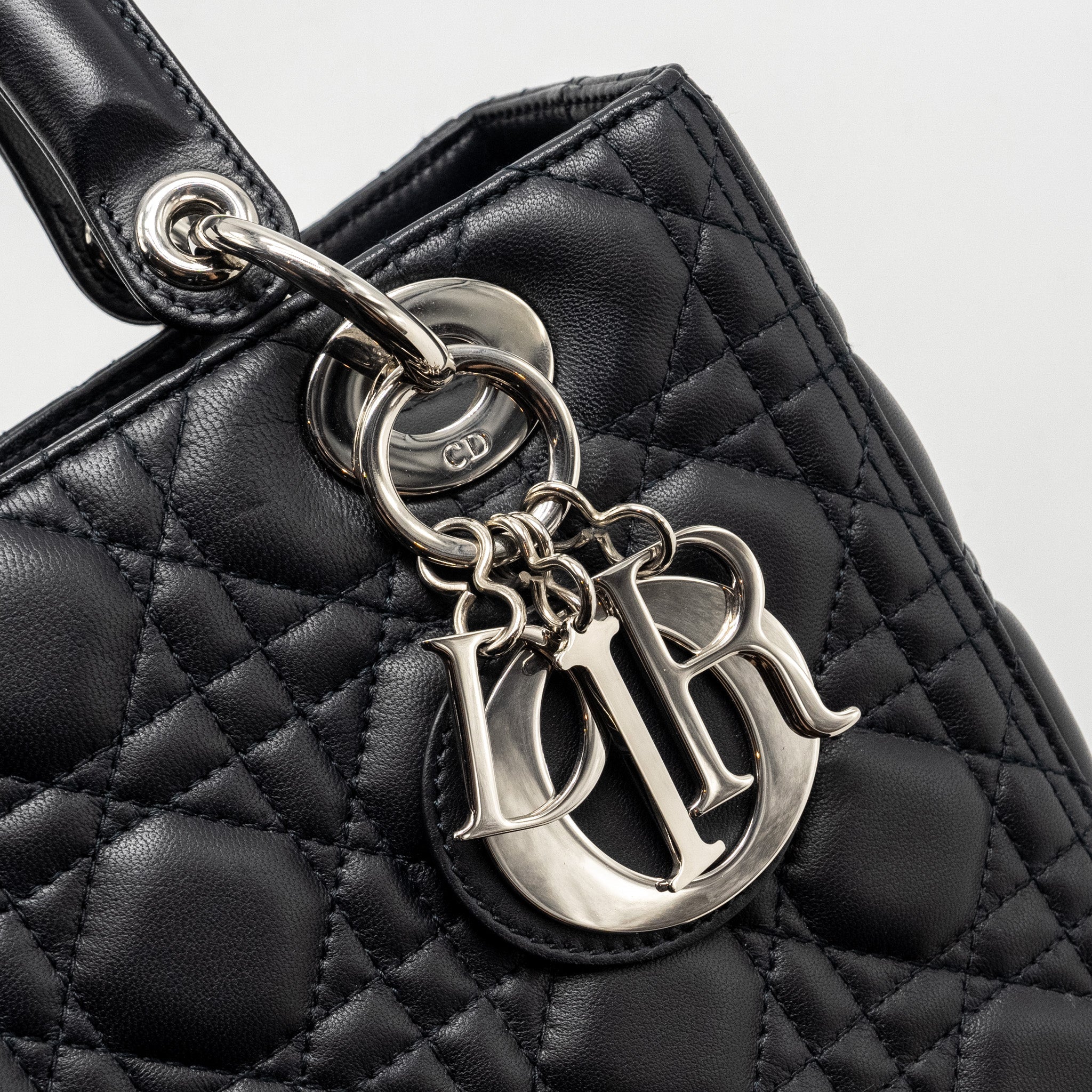 DIOR MEDIUM LADY DIOR LAMBSKIN DARK BLUE SHW