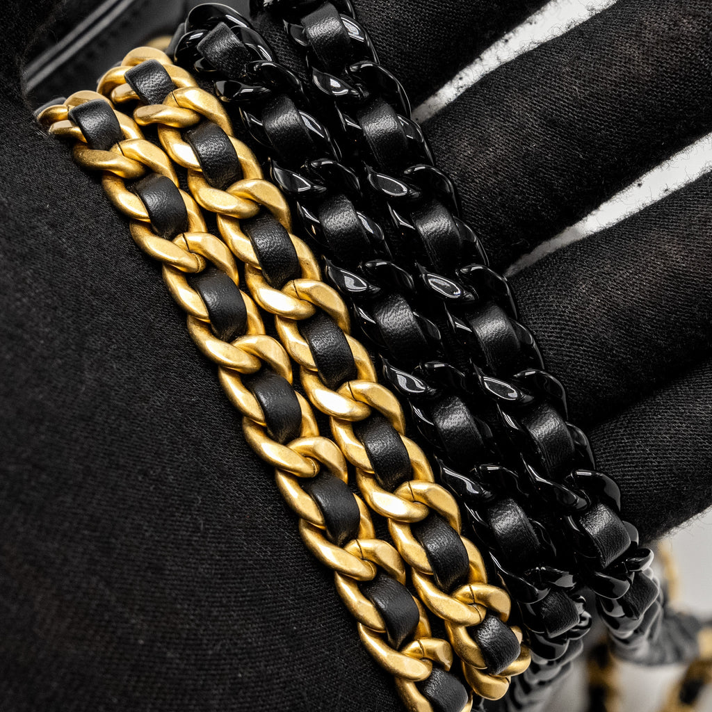 CHANEL 22S CANDY CHAINS MINI BUCKET BACKPACK LAMBSKIN BLACK GHW (MICROCHIP)