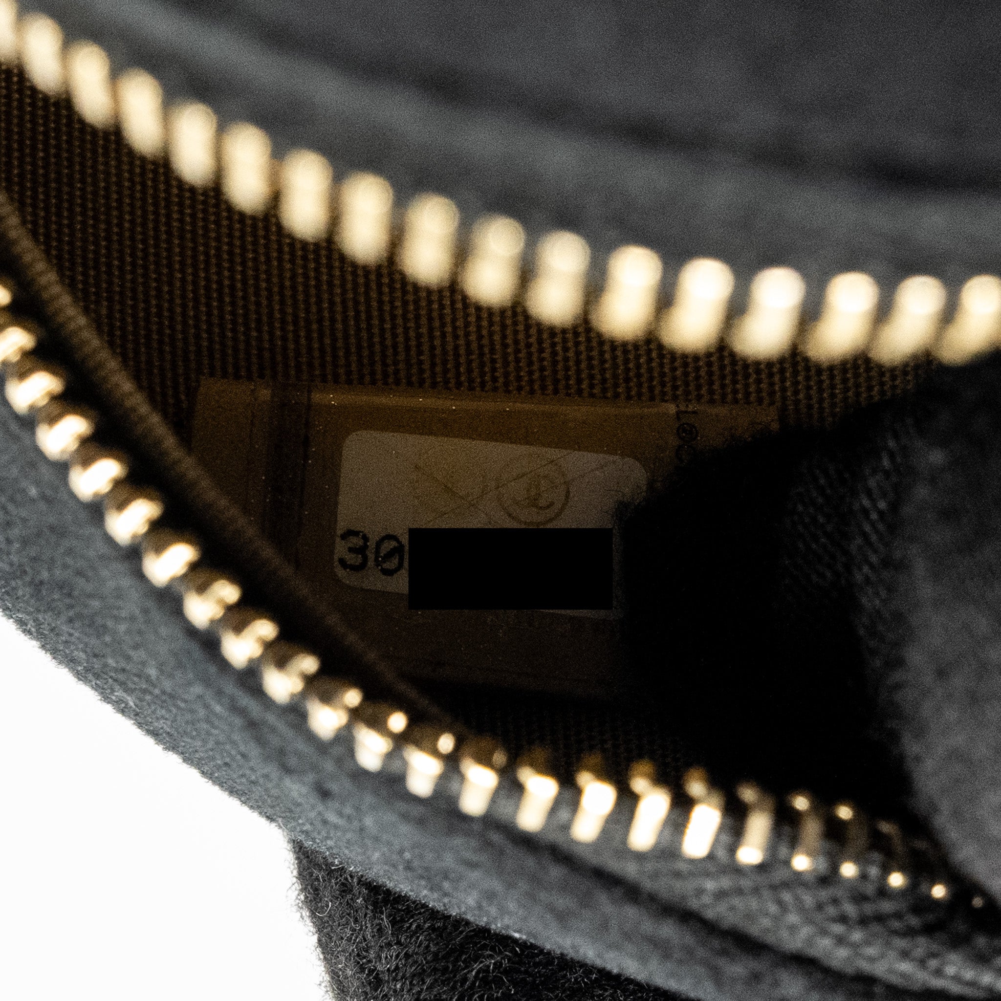 CHANEL PEARL CRUSH ROUND CLUTCH QUILTED VELVET BLACK LGHW