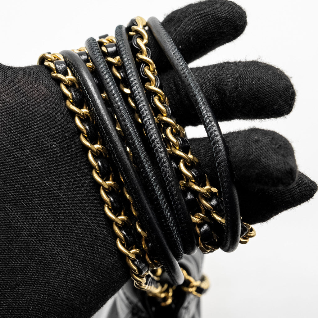 CHANEL 23K MINI 22 BAG SHINY CALFSKIN BLACK GHW (MICROCHIP)