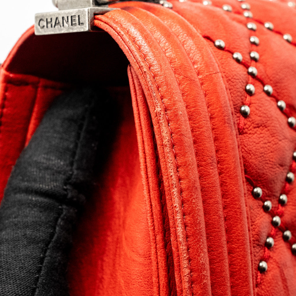 CHANEL MEDIUM BOY BAG LAMBSKIN RED RUTHENIUM SHW