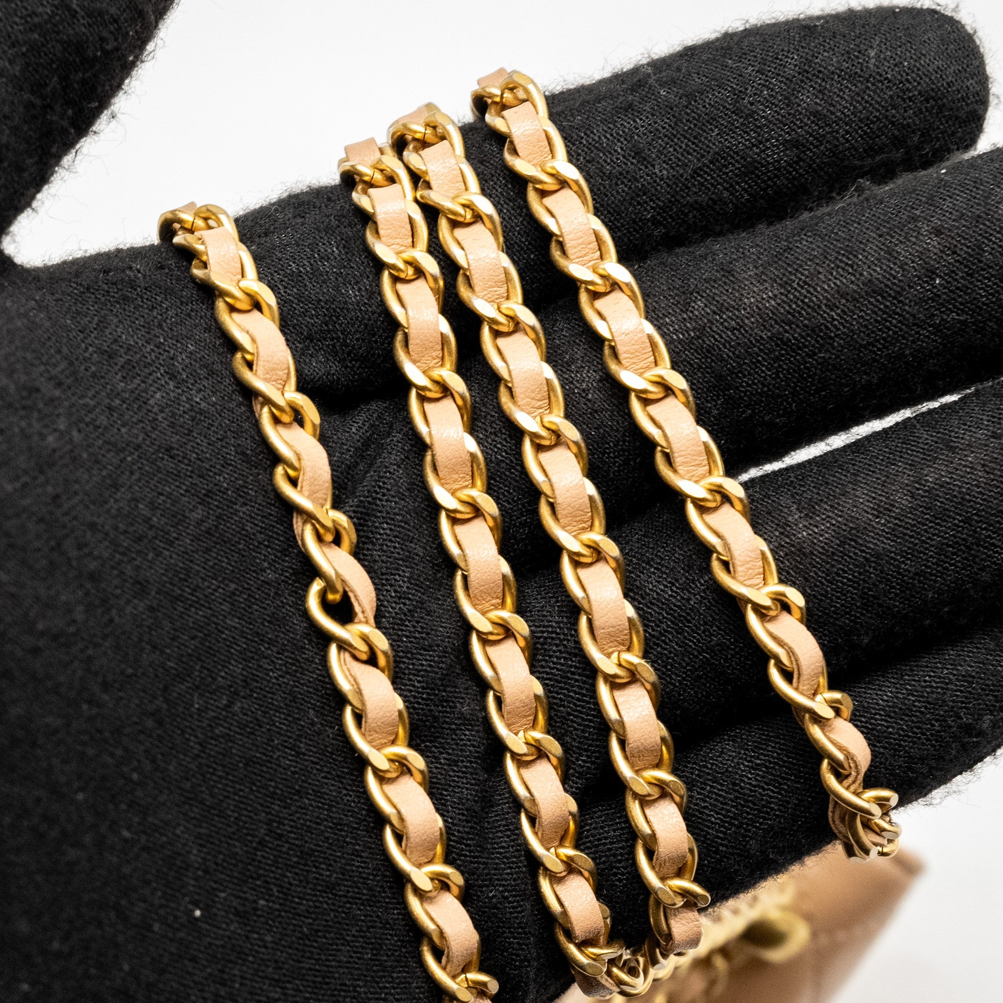 CHANEL 21A GOLD CRUSH MINI FLAP CLUTCH WITH ADJUSTABLE CHAIN CALFSKIN BEIGE GHW