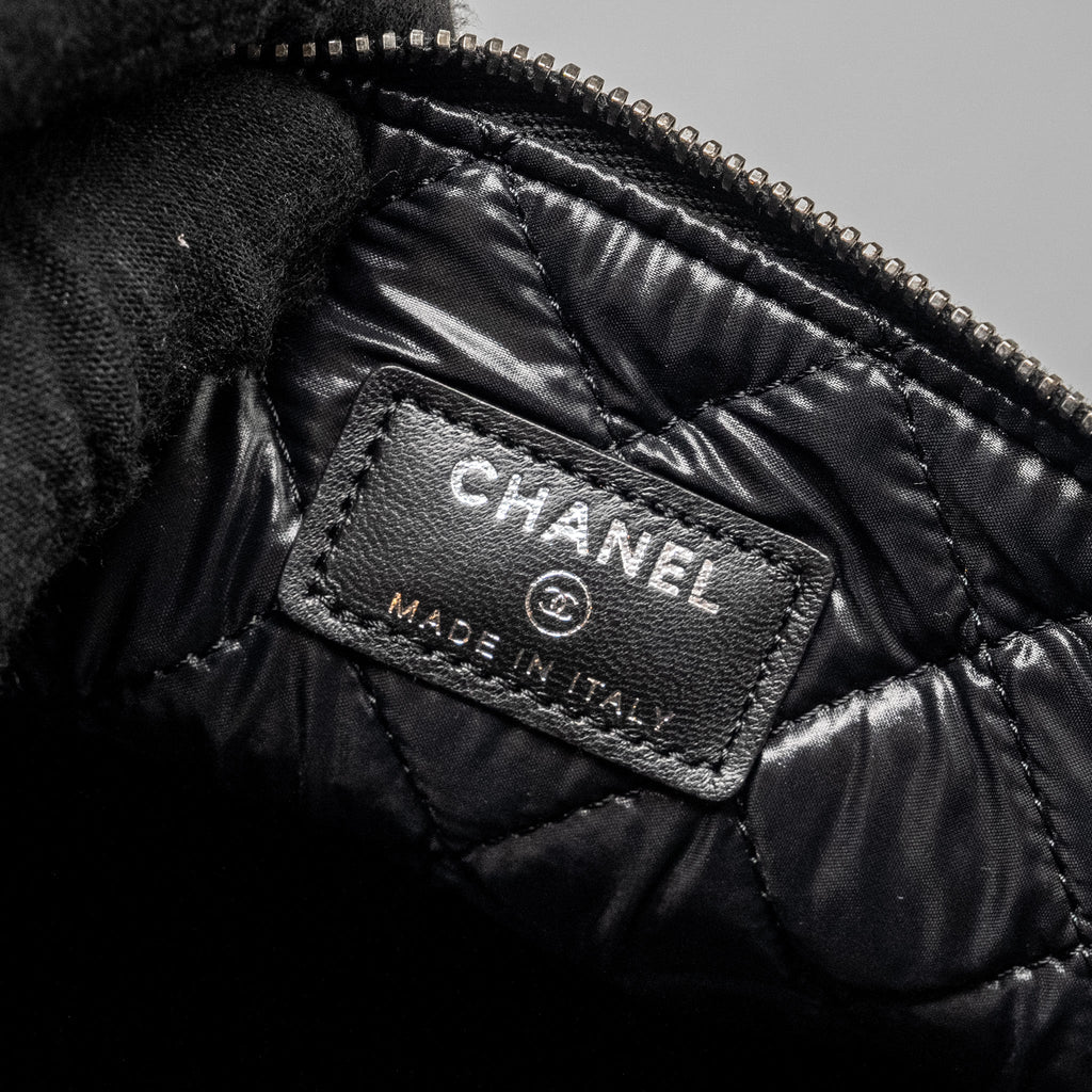 CHANEL BOY POUCH LAMBSKIN BLACK RUTHENIUM  HARDWARE