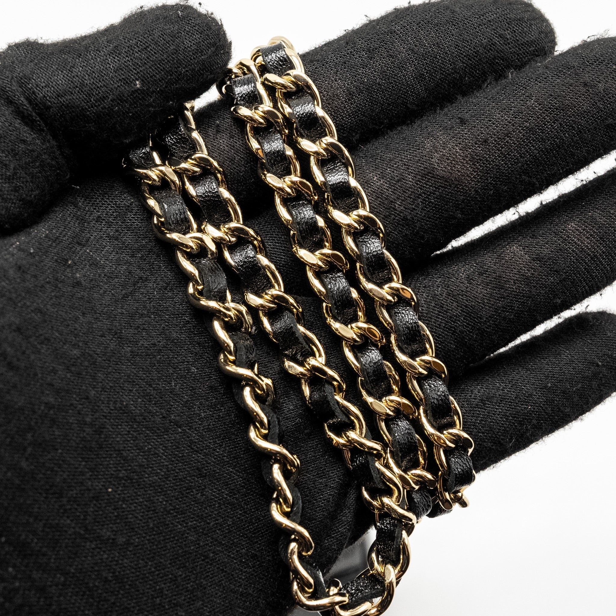 CHANEL MINI 31 CLUTCH WITH CHAIN SHINY CALFSKIN BLACK LGHW (MICROCHIP)
