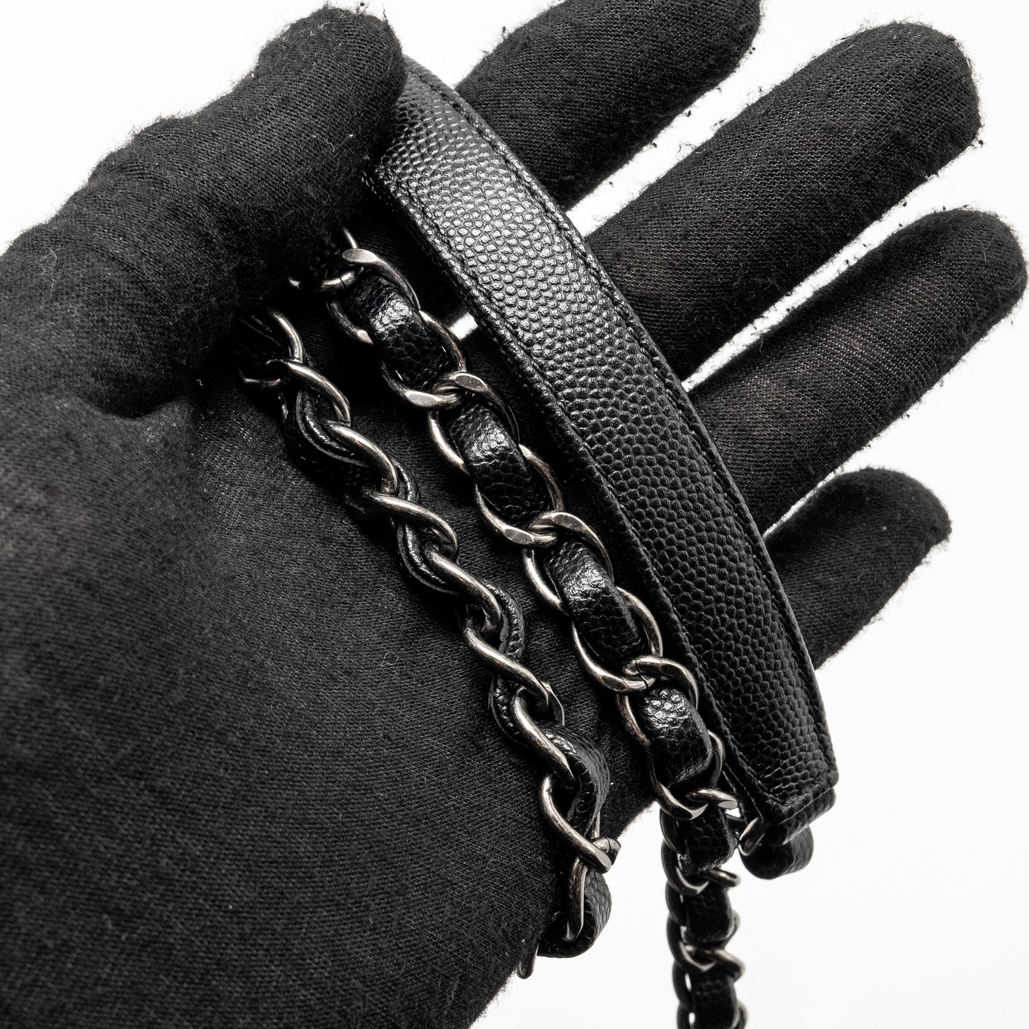 CHANEL MEDIUM COCO HANDLE CAVIAR / LIZARD HANDLE BLACK / BURGUNDY RUTHENIUM HARDWARE