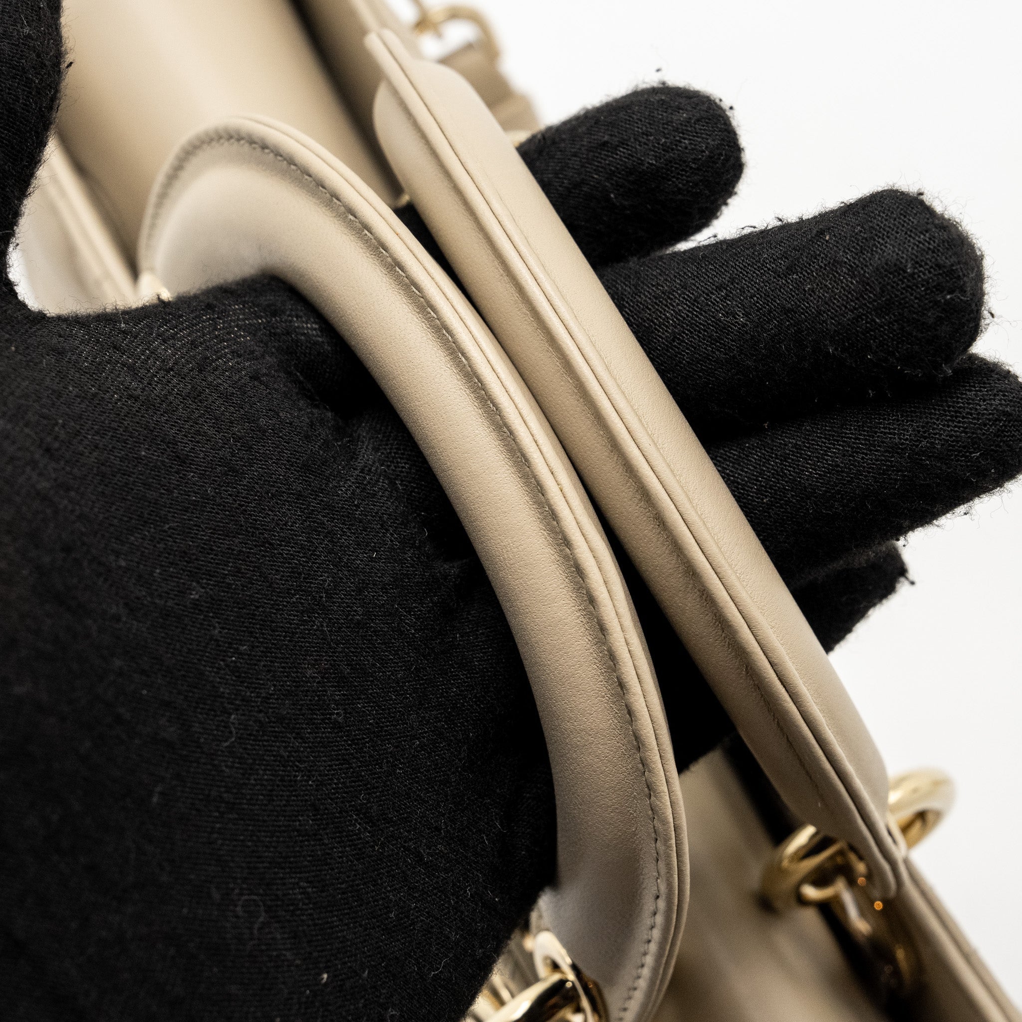 DIOR MEDIUM LADY D-JOY BAG LAMBSKIN BEIGE LGHW