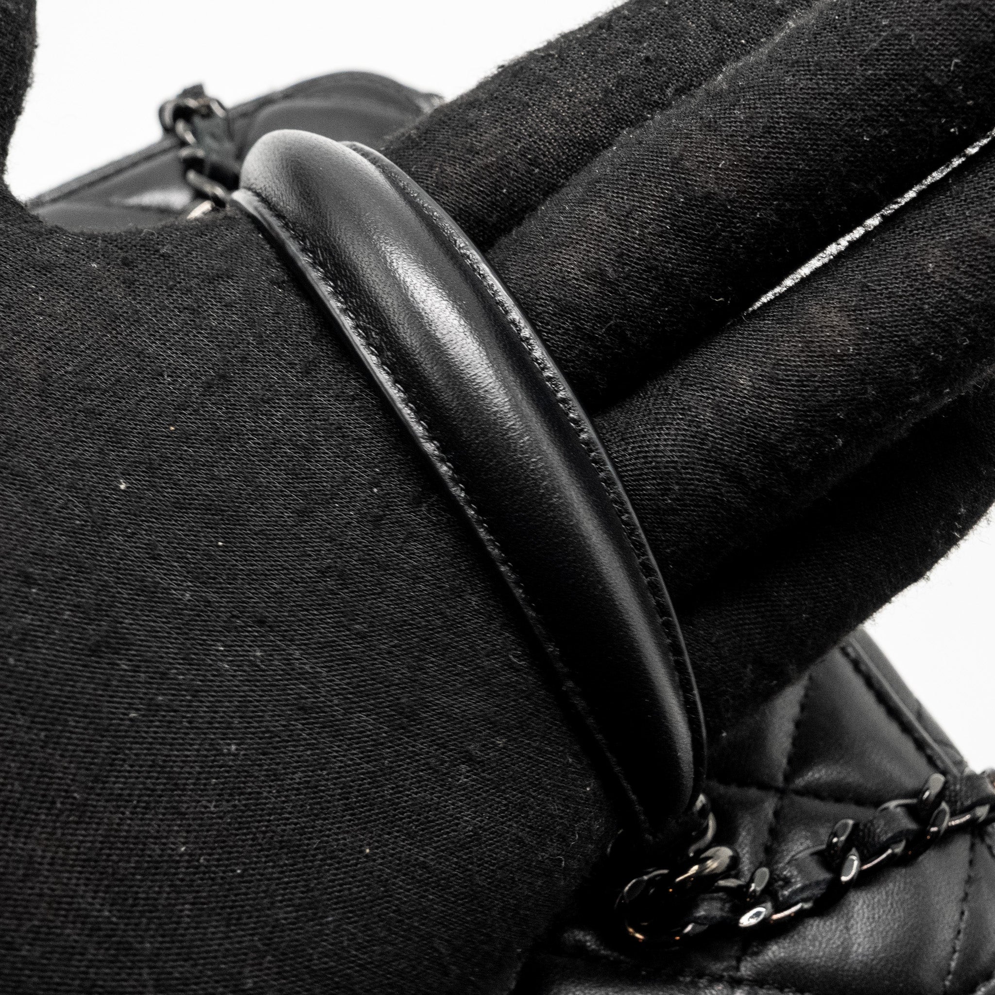 CHANEL LONG VANITY CASE LAMBSKIN SO BLACK (MICROCHIP)