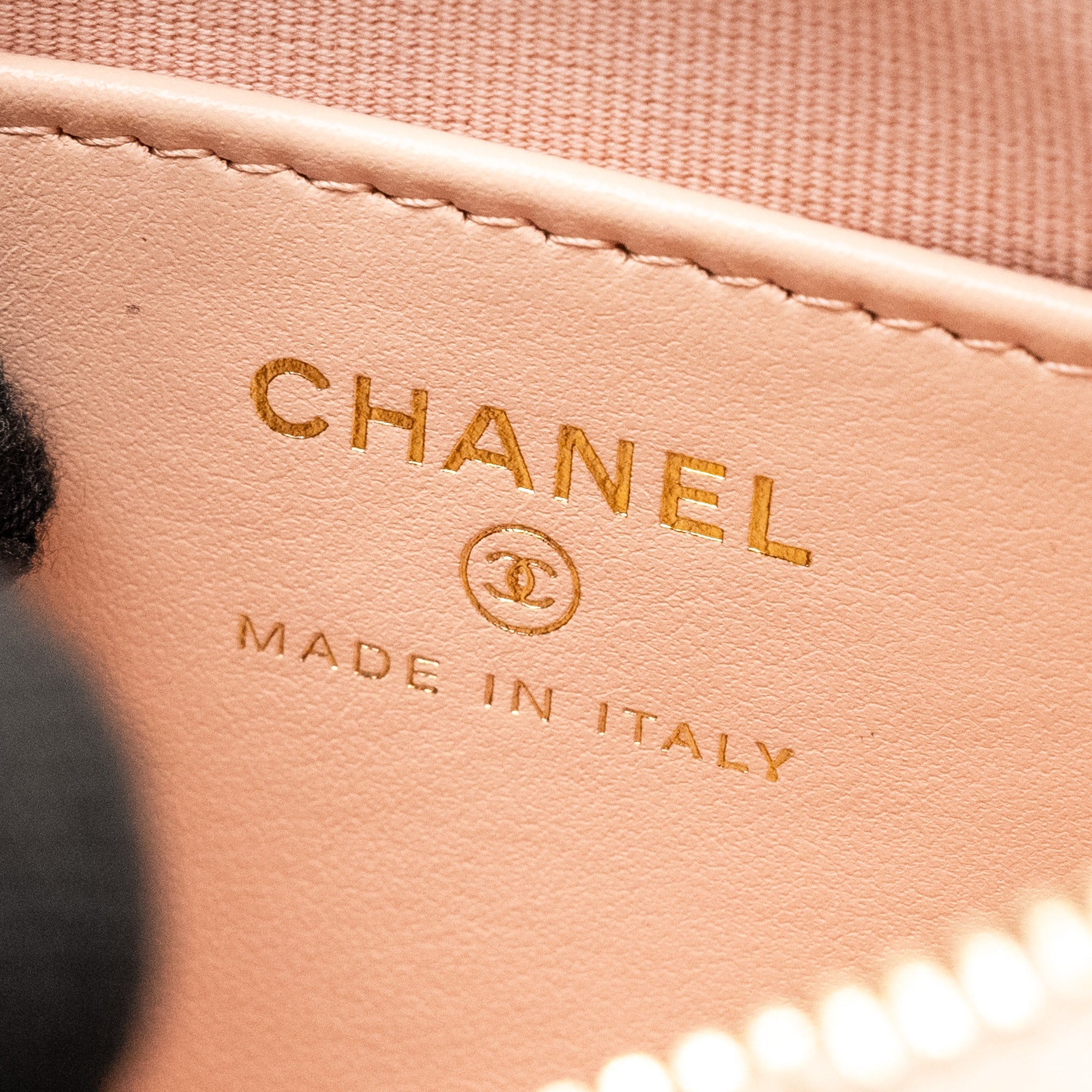 CHANEL 23K SMALL HOBO BAG CALFSKIN PINK GHW (MICROCHIP)