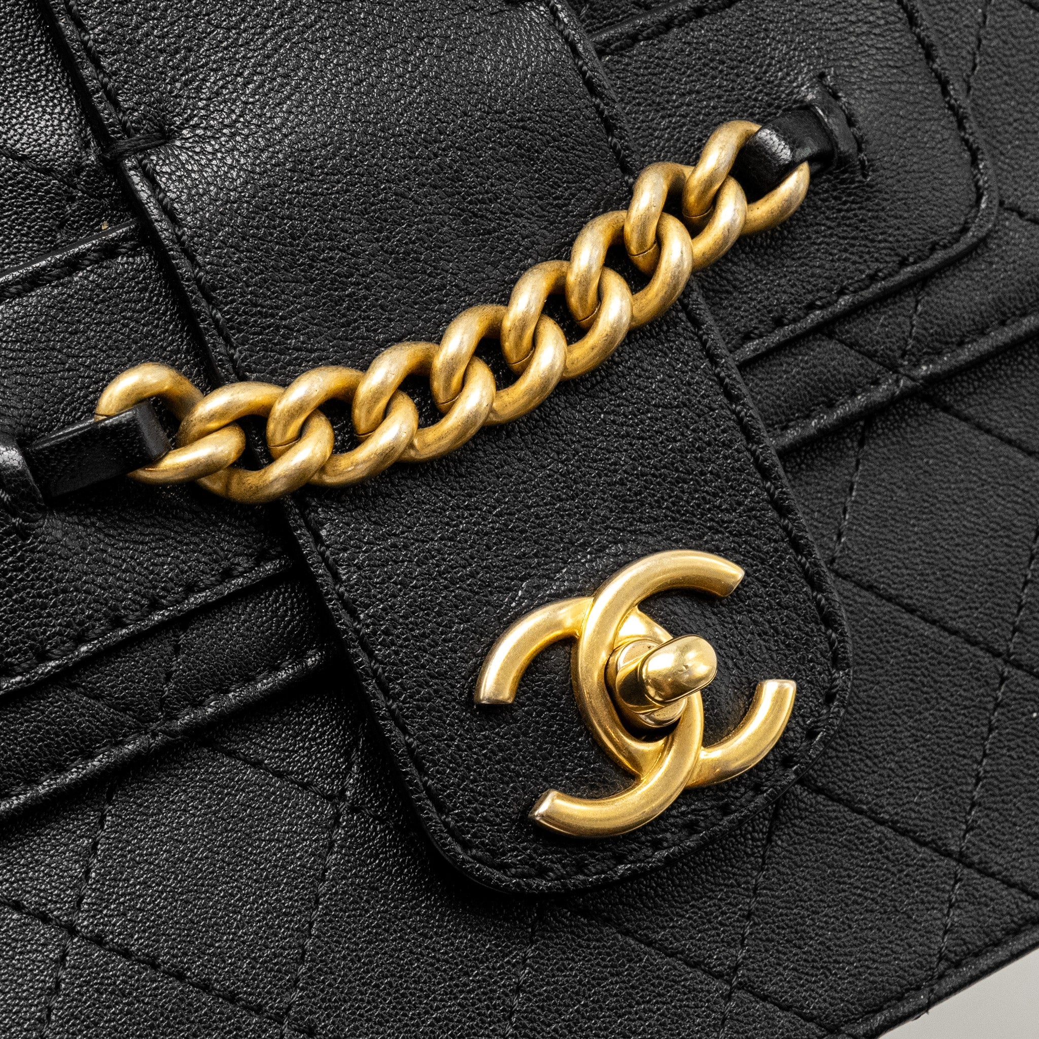 CHANEL GRAPHIC CHIC FRONT CHAIN QUILTED FLAP BAG SHEEPSKIN BLACK GHW