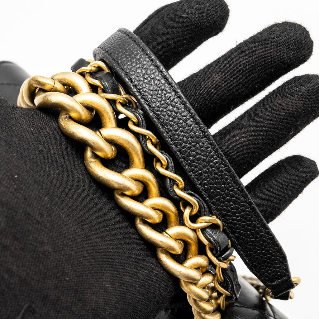 CHANEL QUILTED FLAP BAG CALFSKIN/CAVIAR BLACK GHW