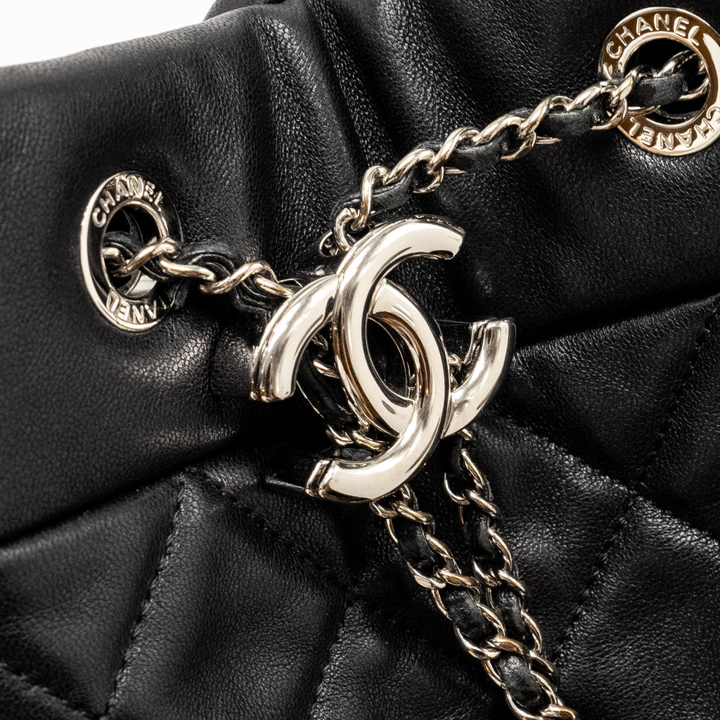 CHANEL CC CHAIN DRAWSTRING BUCKET BAG LAMBSKIN BLACK SHW